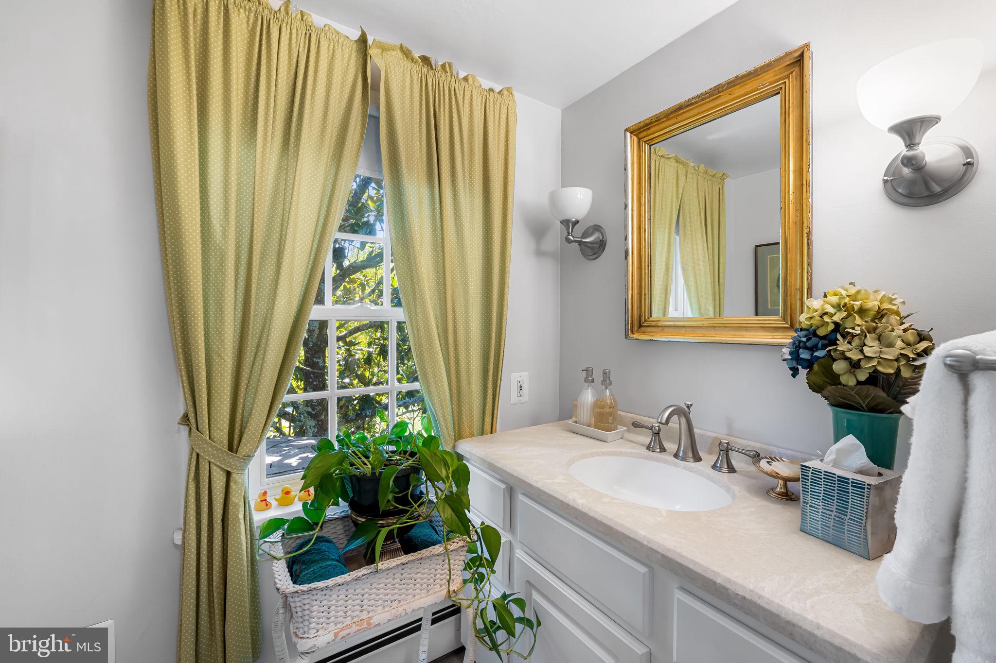 RUXTON - Residential