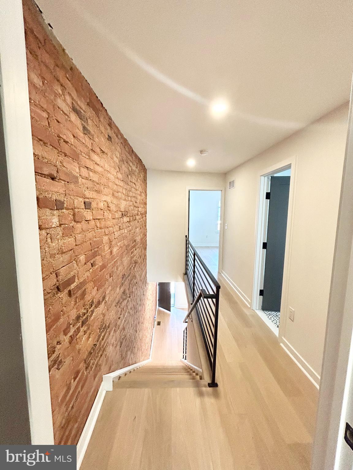 FAIRMOUNT - Residential