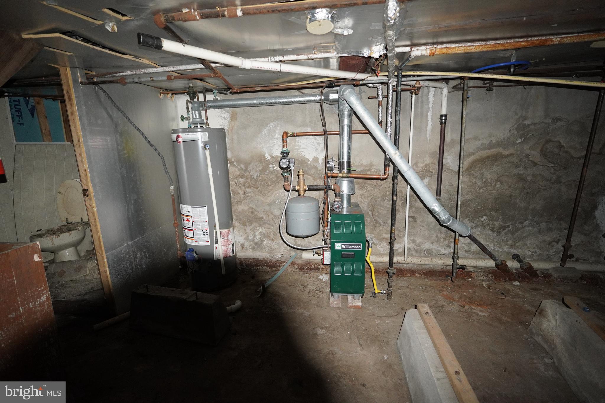 COBBS CREEK - Commercial Sale