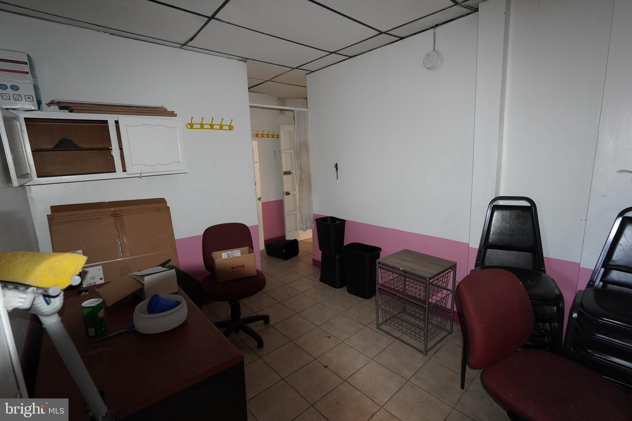 COBBS CREEK - Commercial Sale