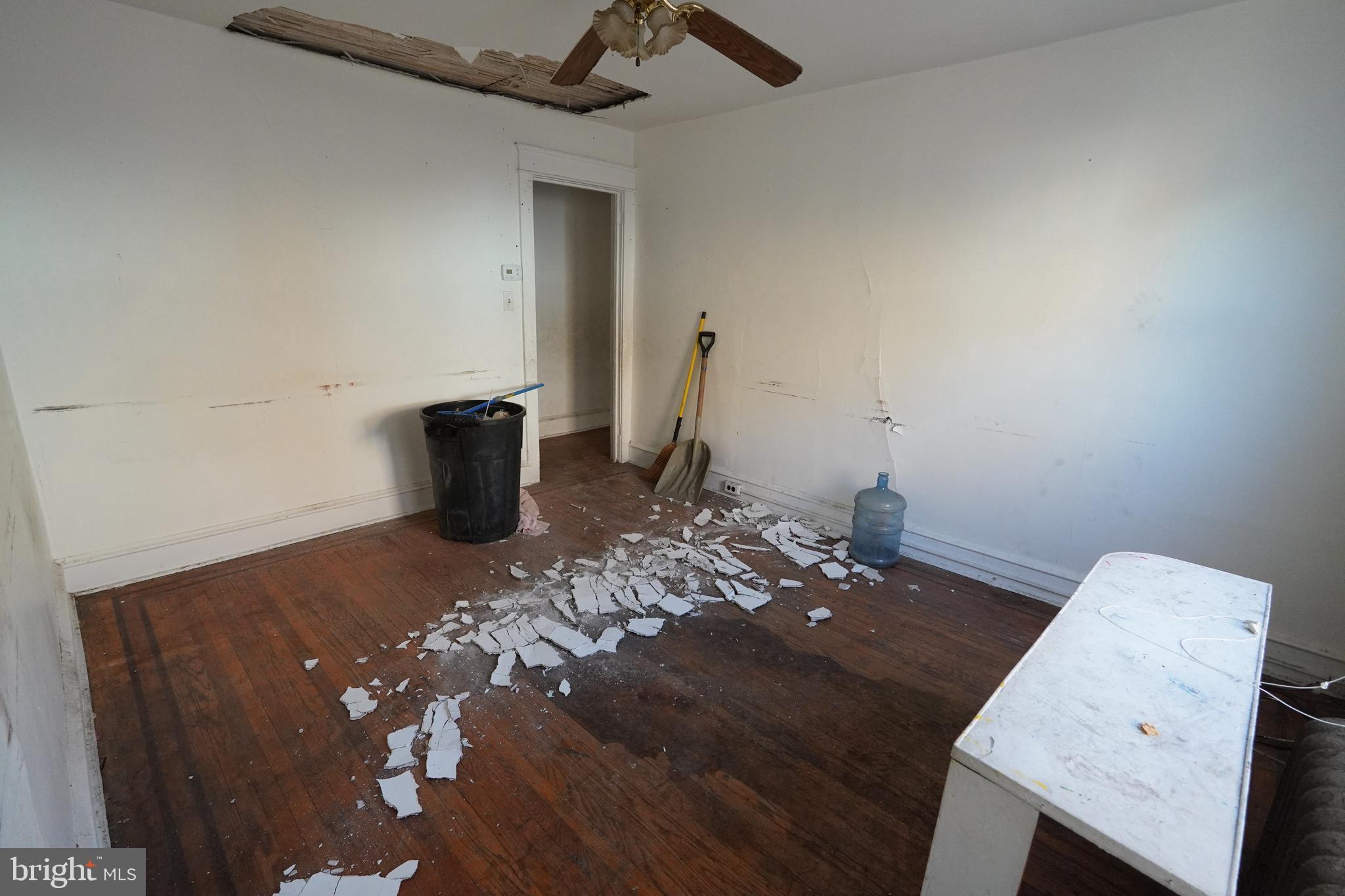 COBBS CREEK - Commercial Sale