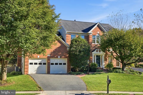 Photo of 2531 Fallon Drive, HERNDON, VA 20171 (MLS # VAFX2344794)