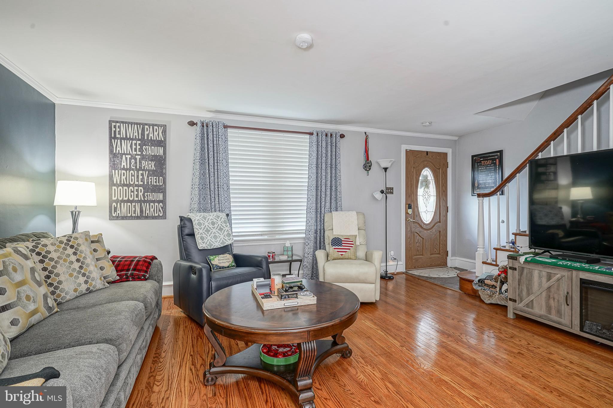 818 HARRISON