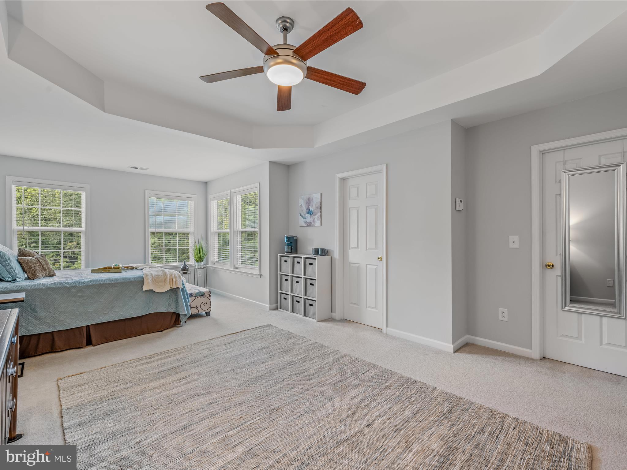 THE GALLERY - Residential