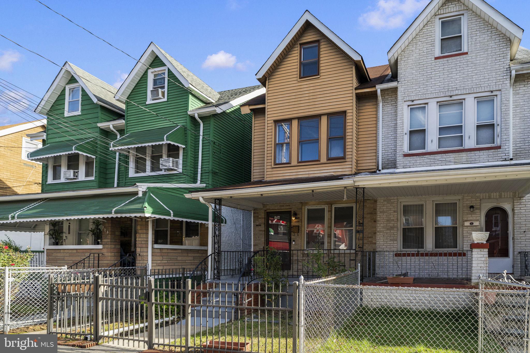 106 RACE STREET