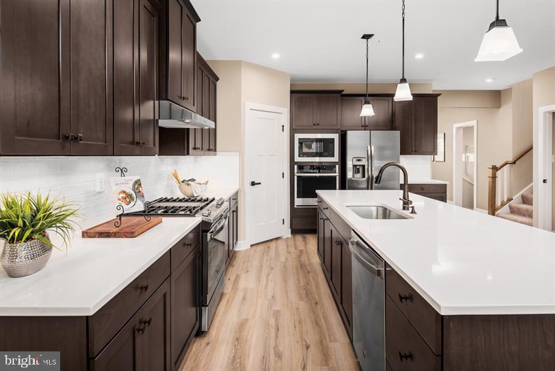 MONTGOMERY VILLAGE - Residential