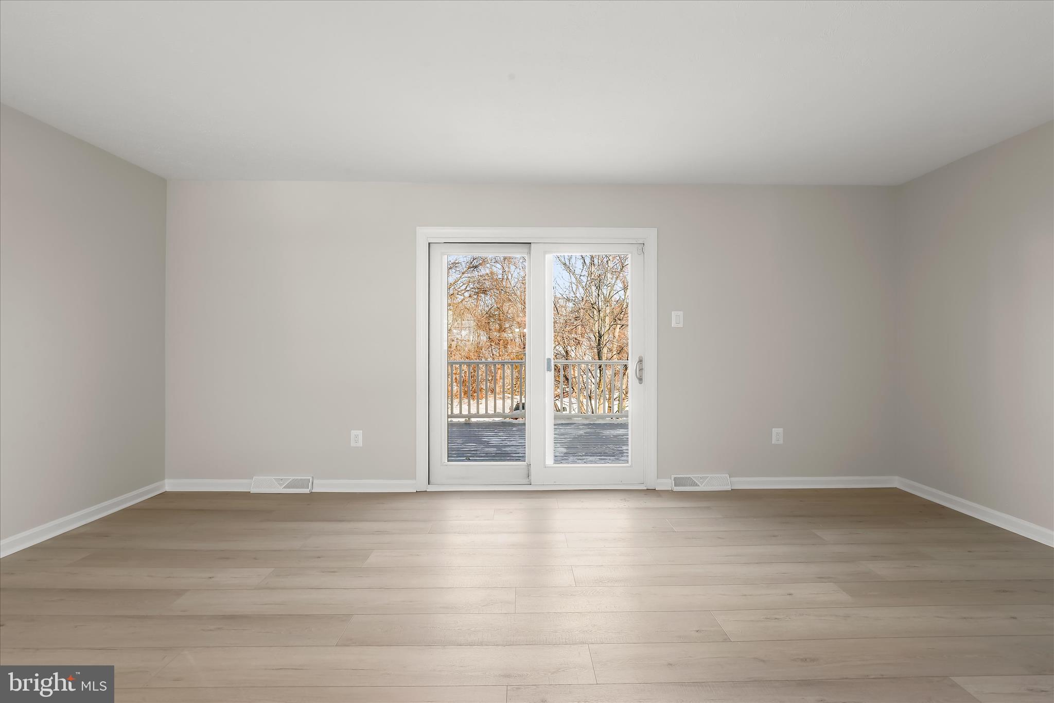 ROBERTS FIELD - Residential