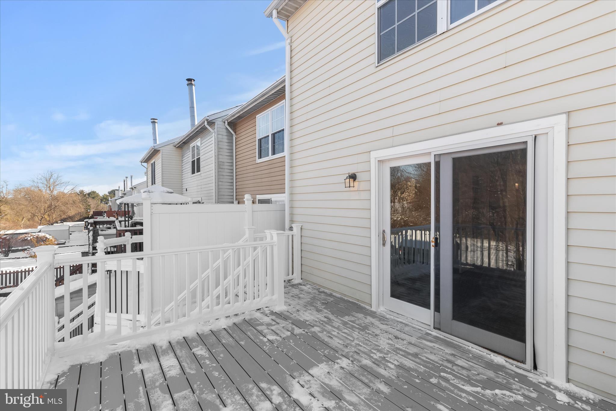 ROBERTS FIELD - Residential