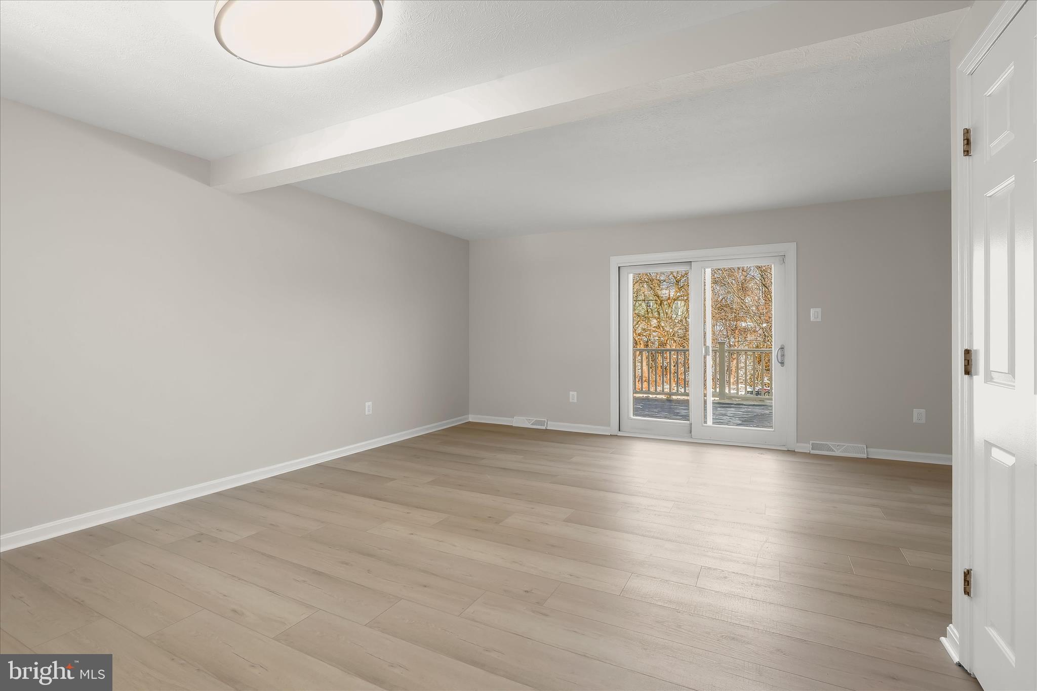 ROBERTS FIELD - Residential