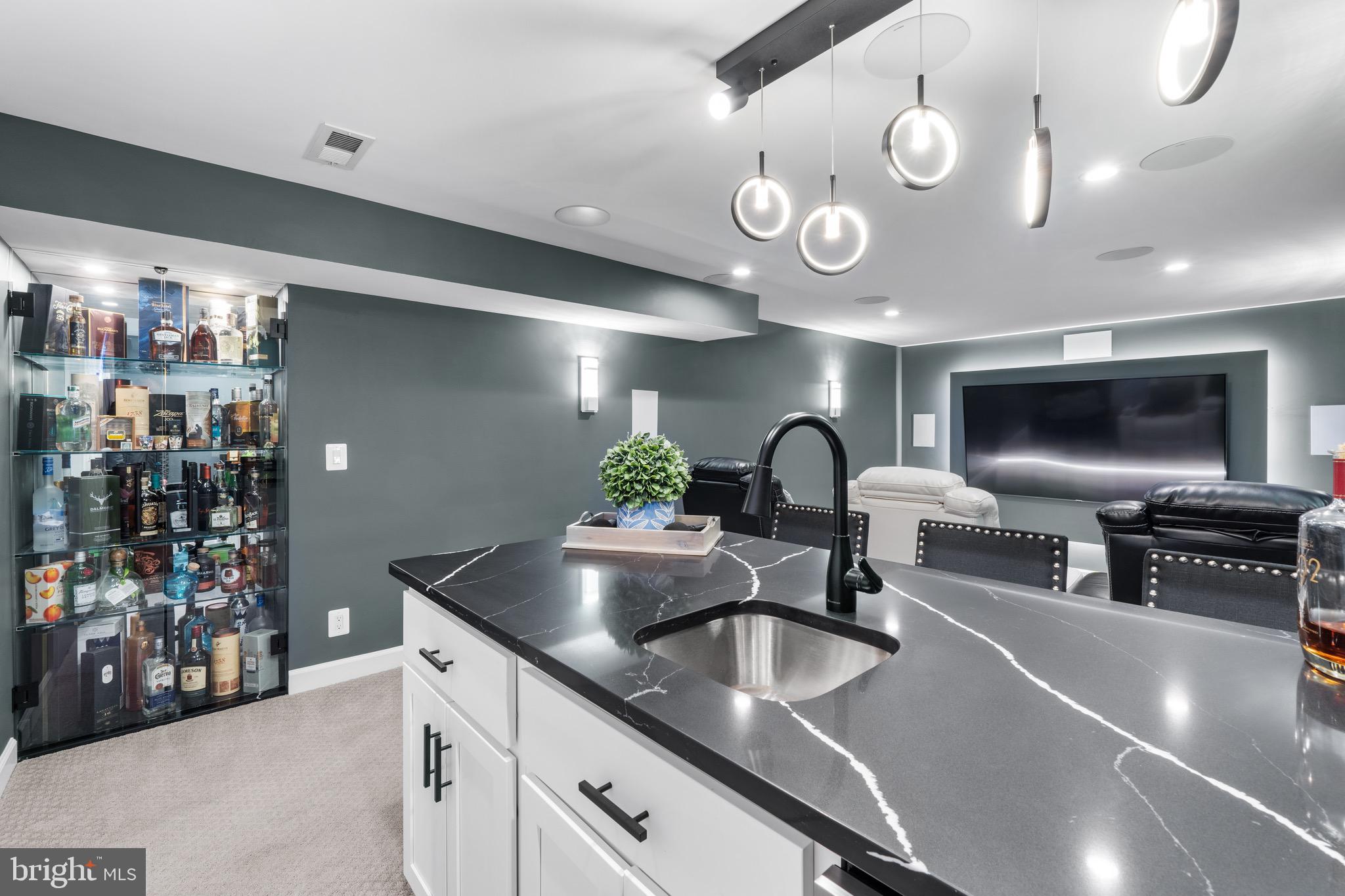 CANAL RUN - Residential