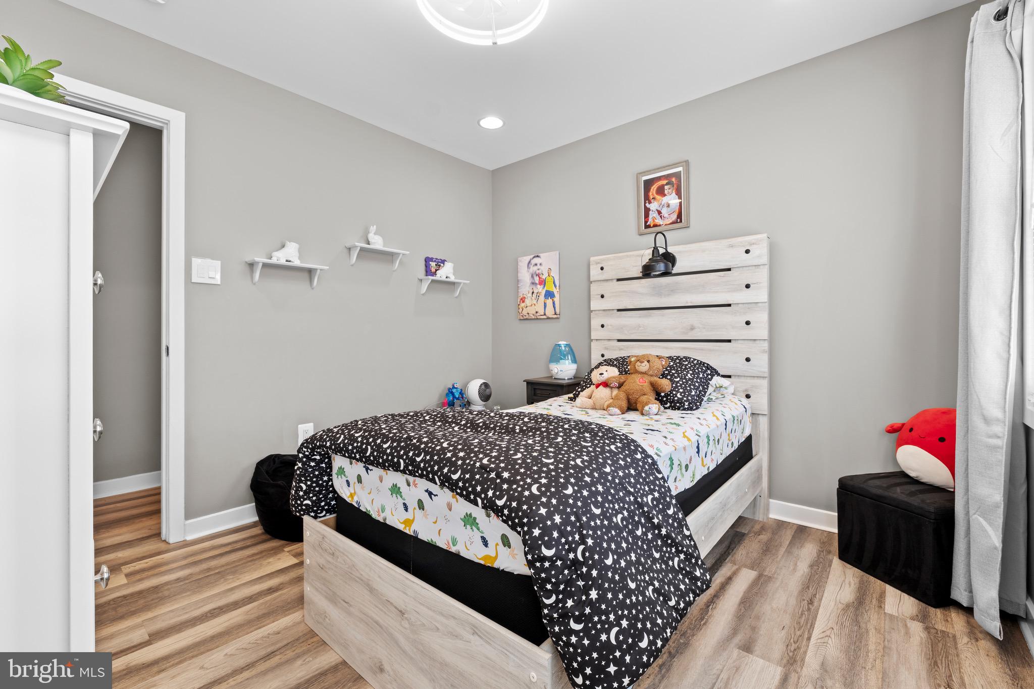 CANAL RUN - Residential