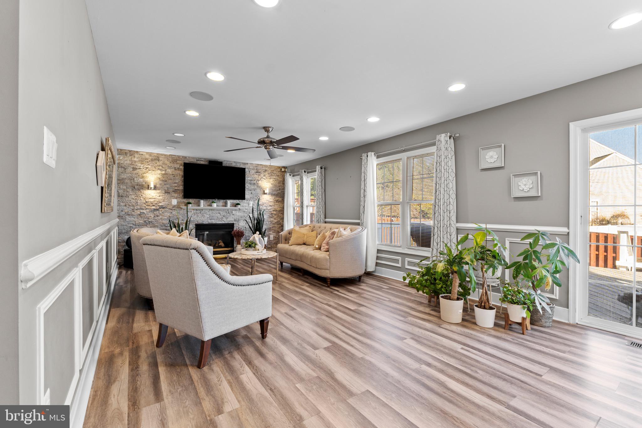 CANAL RUN - Residential