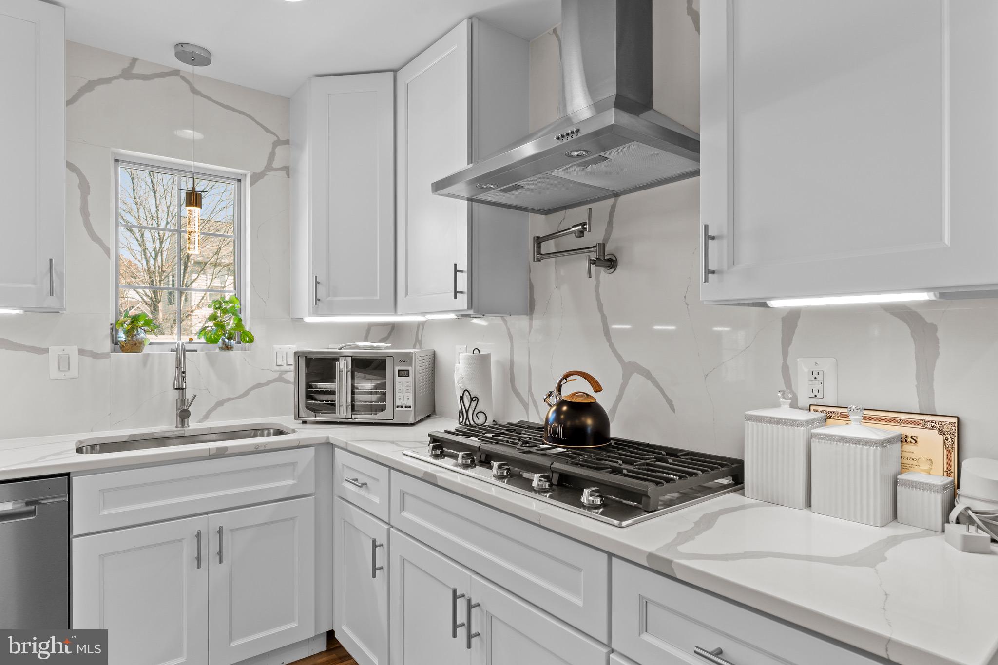 CANAL RUN - Residential