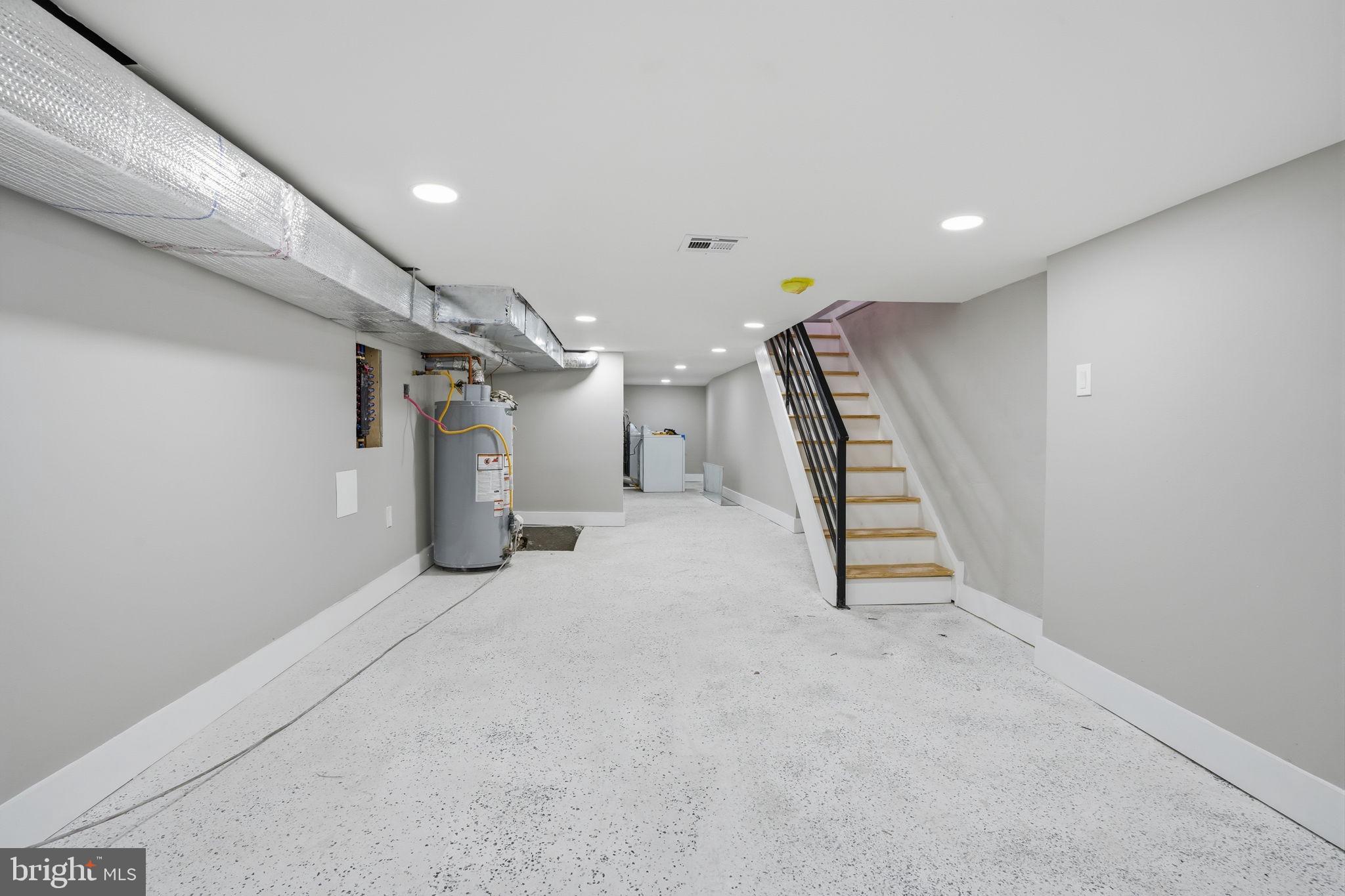 LOWER MOYAMENSING - Residential