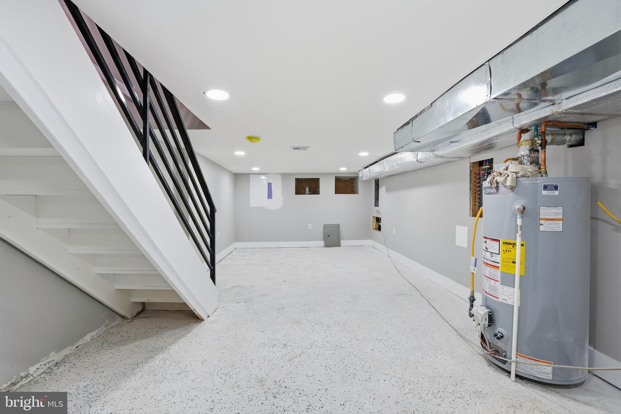 LOWER MOYAMENSING - Residential