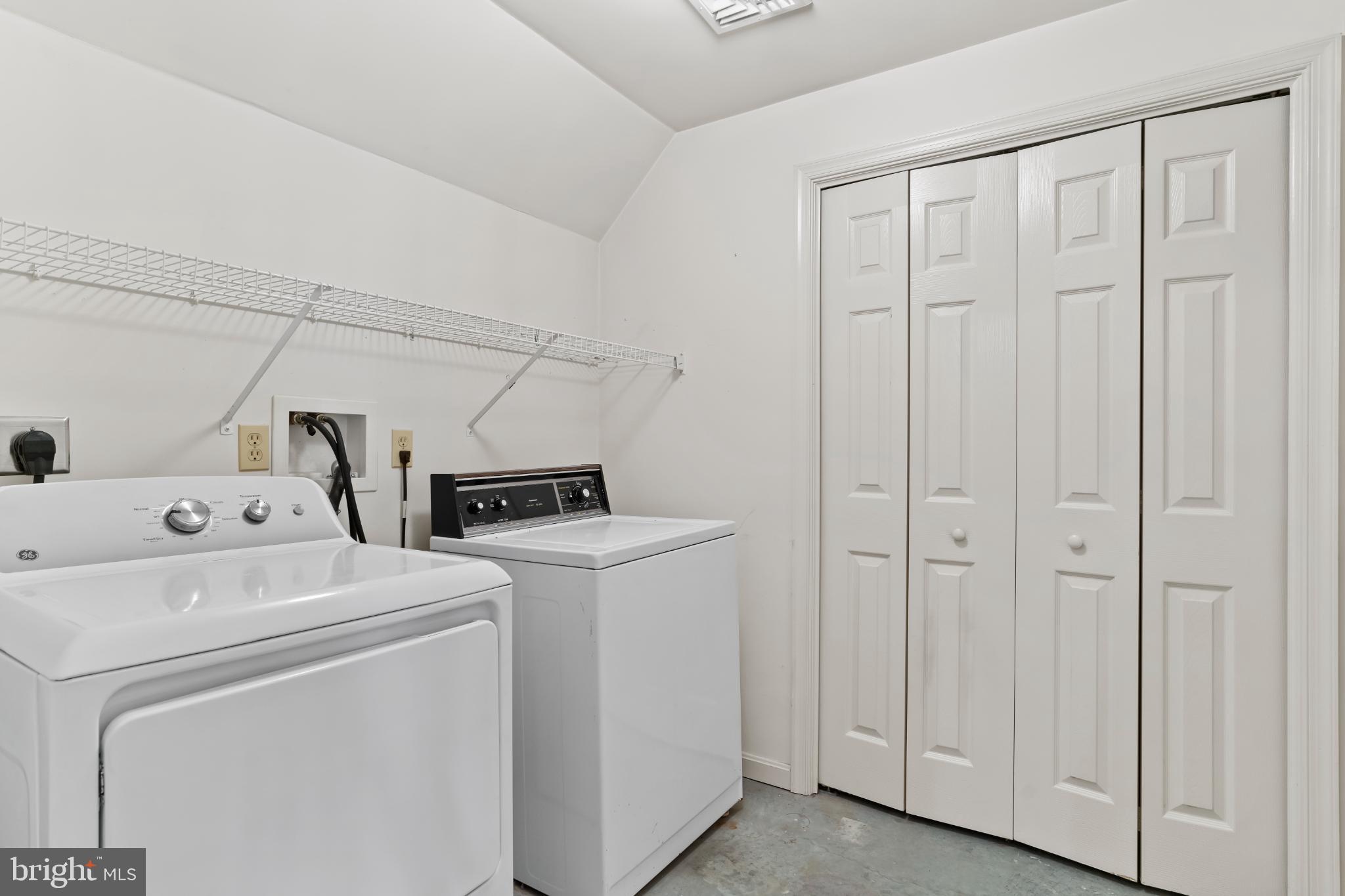 FAIRVIEW RIDGE - Residential