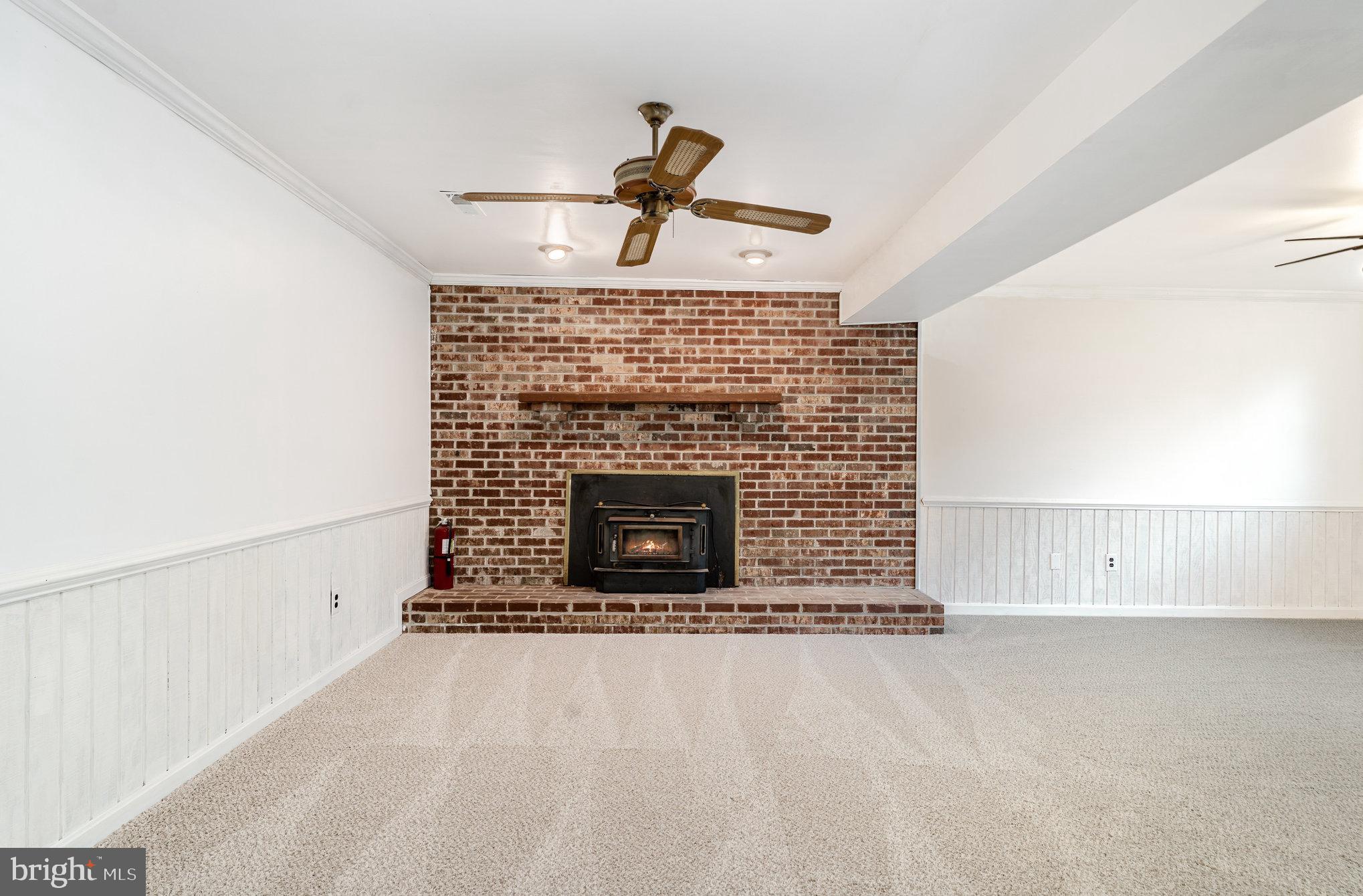 QUEEN'S MILL - Residential