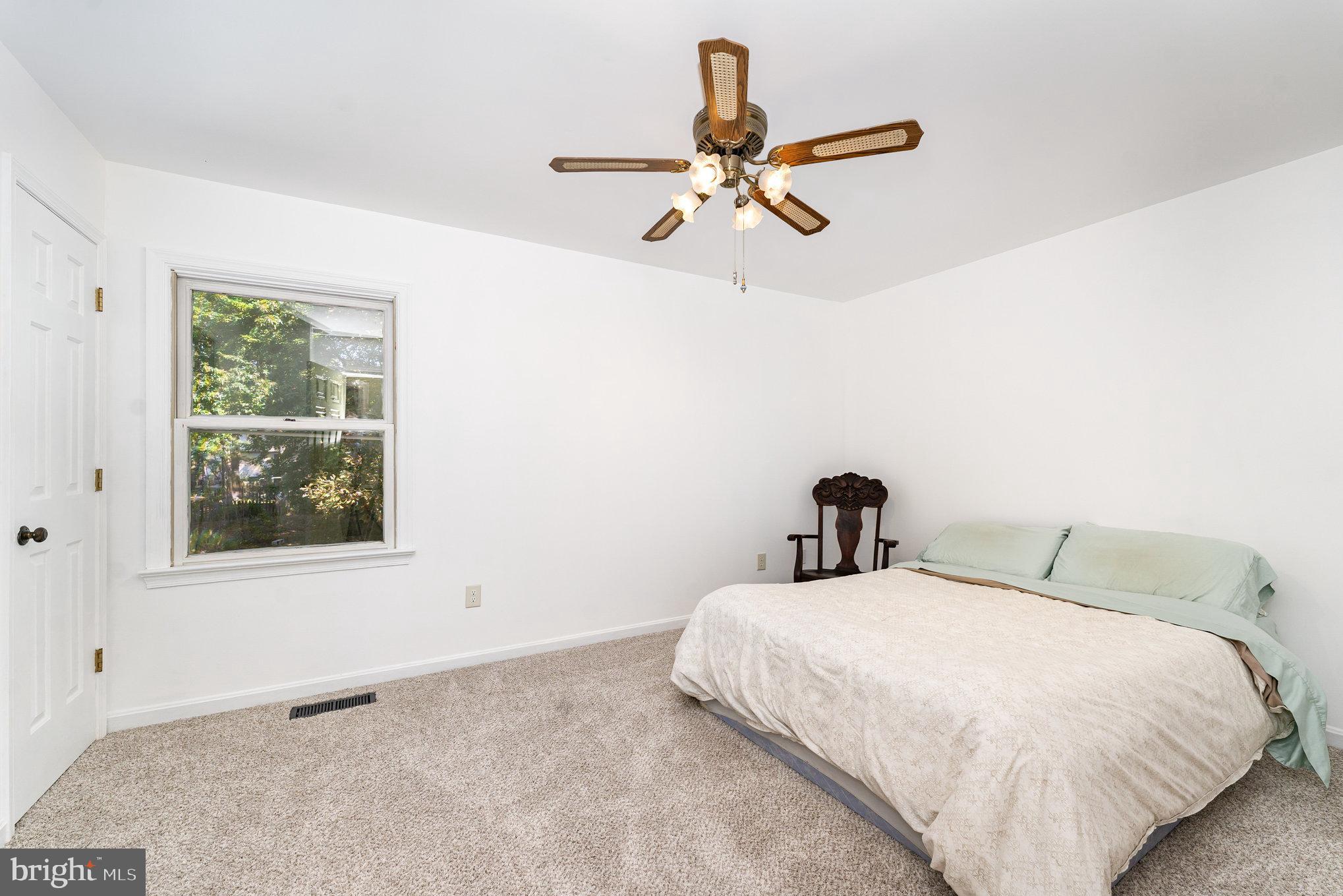 QUEEN'S MILL - Residential