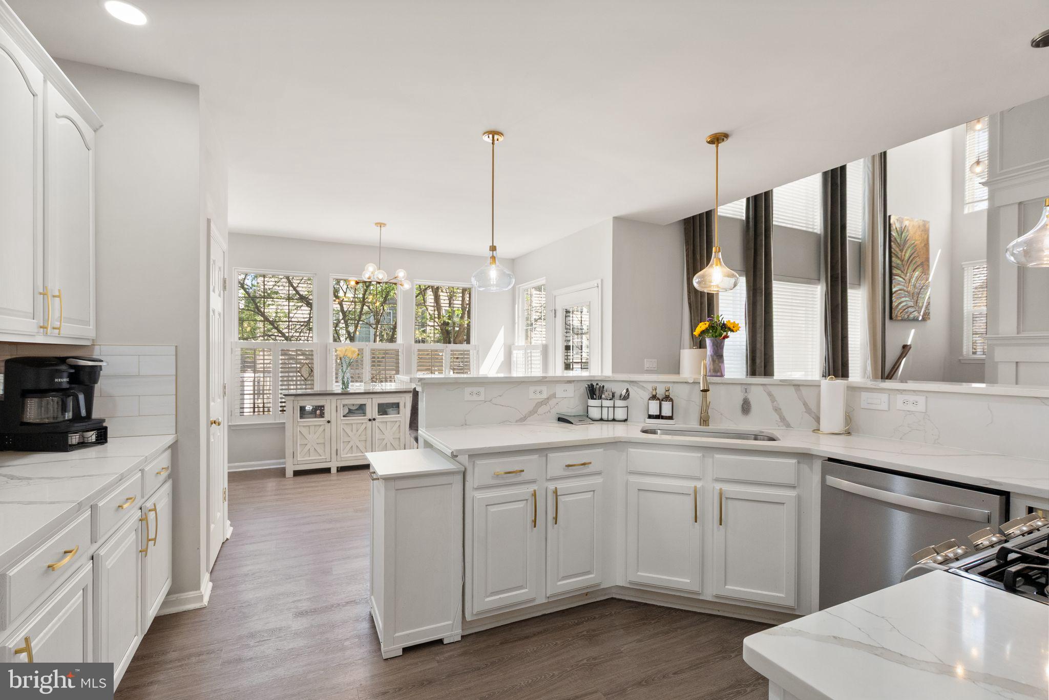 LORTON TOWN CNTR LANDBAY - Residential