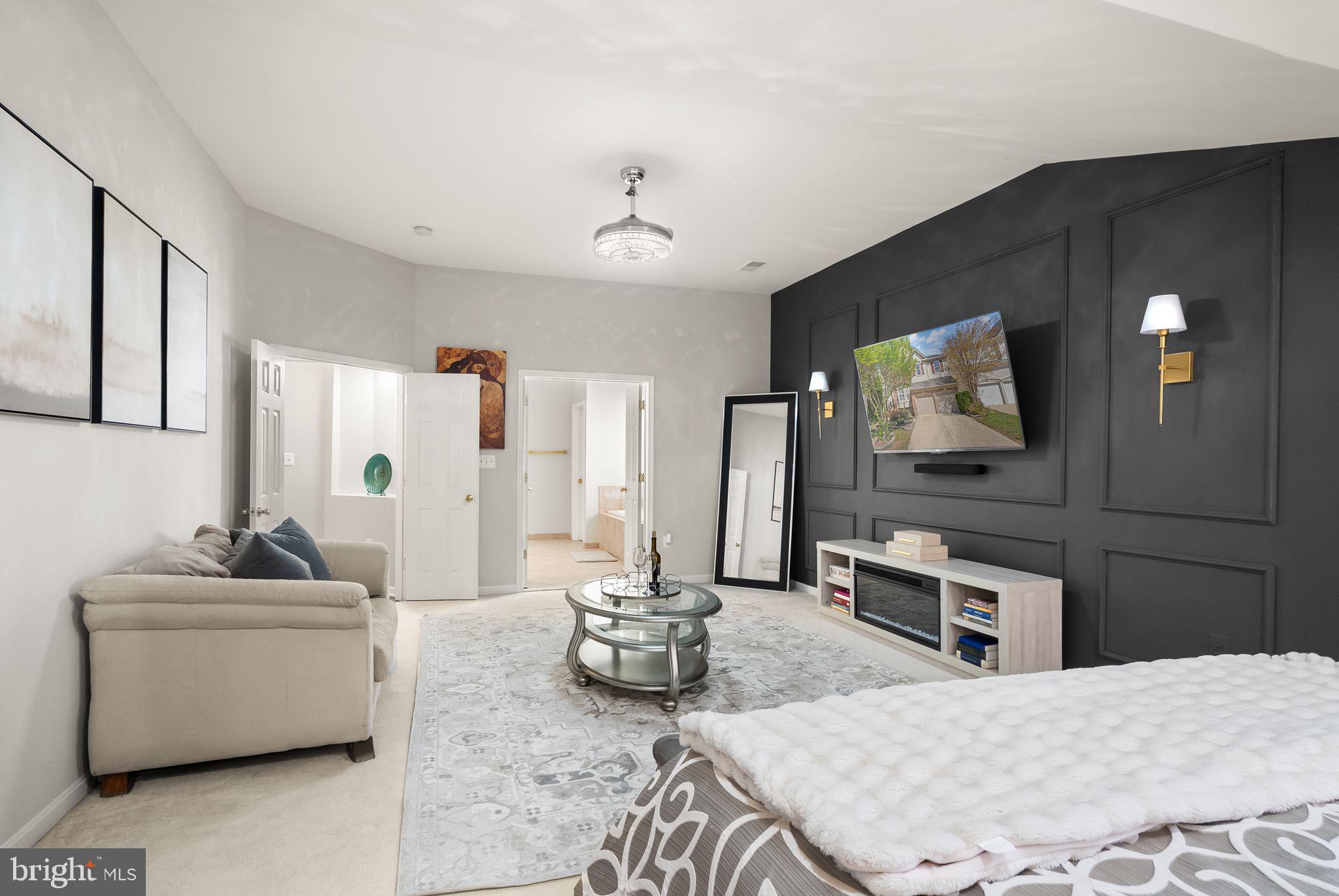 LORTON TOWN CNTR LANDBAY - Residential