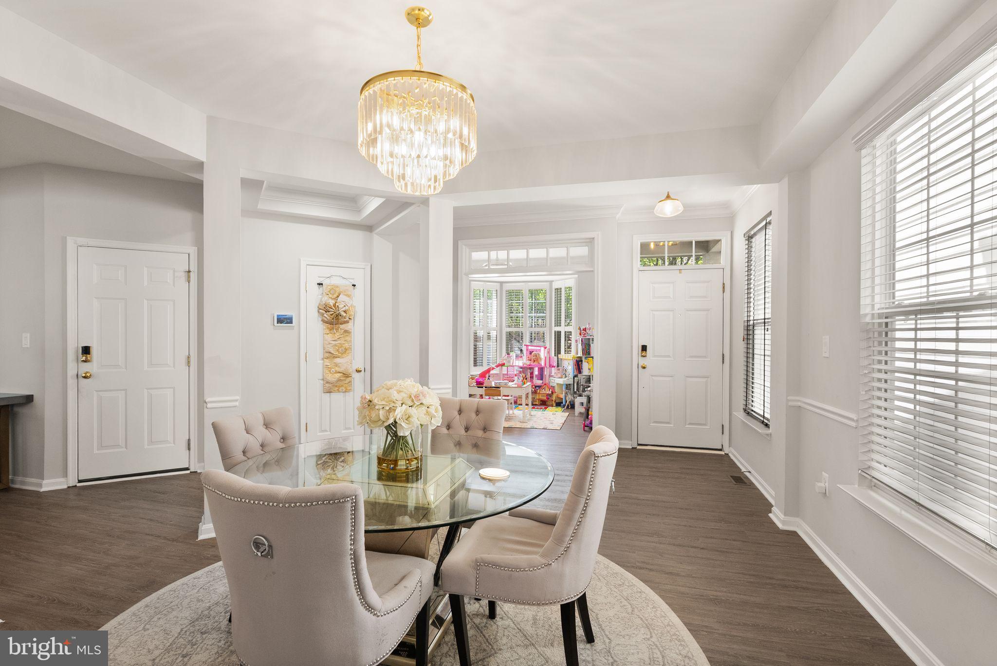 LORTON TOWN CNTR LANDBAY - Residential