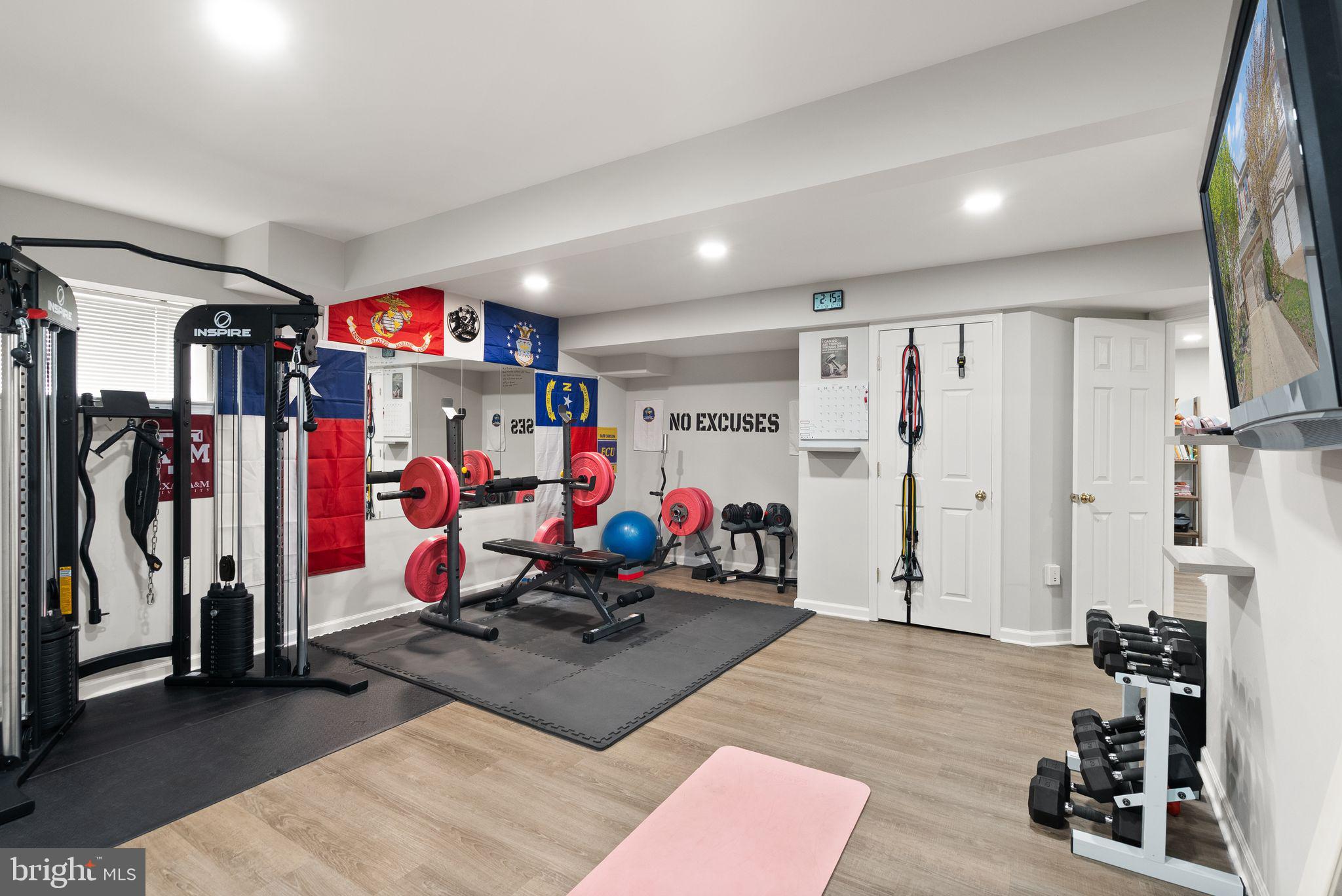 LORTON TOWN CNTR LANDBAY - Residential