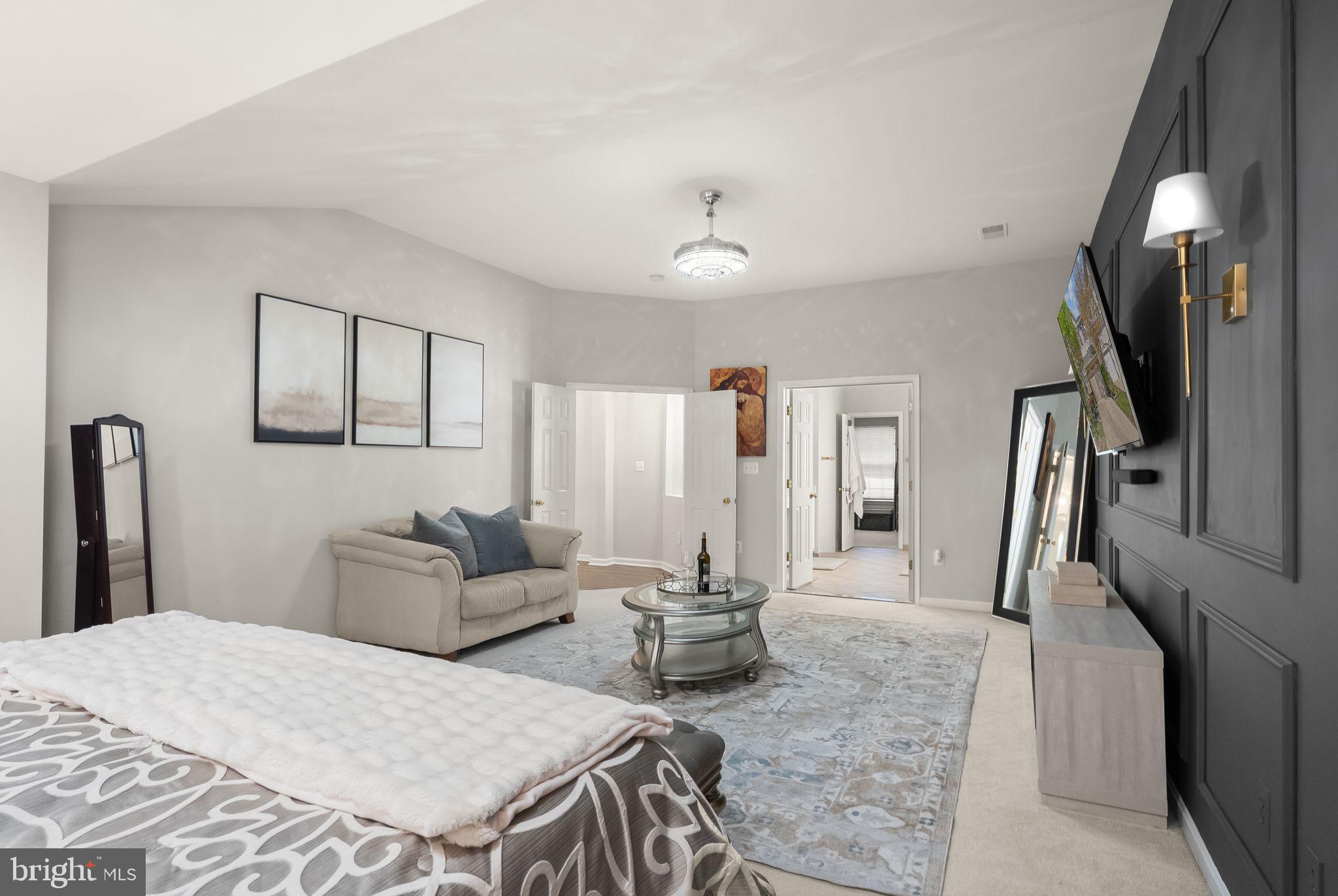 LORTON TOWN CNTR LANDBAY - Residential