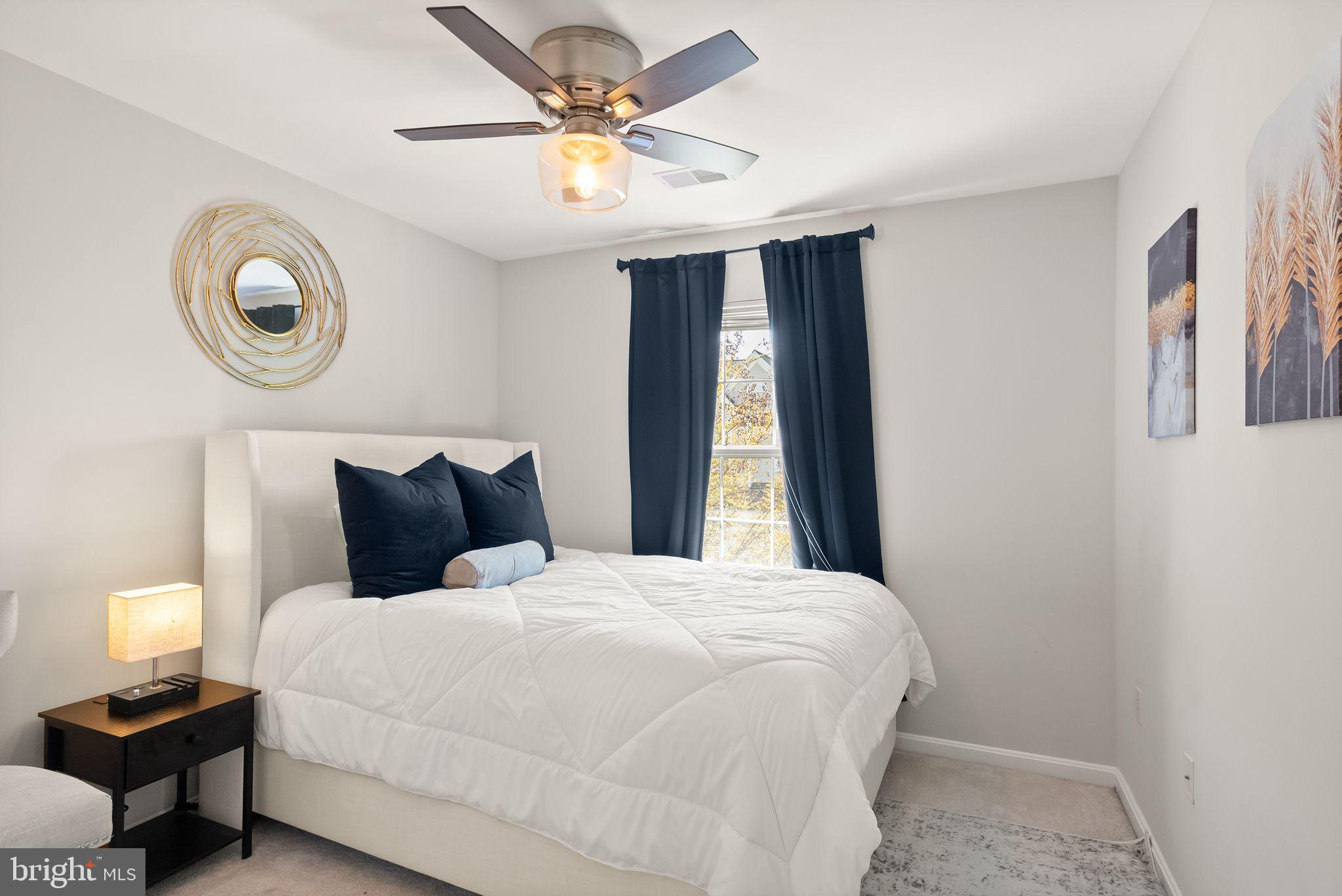 LORTON TOWN CNTR LANDBAY - Residential