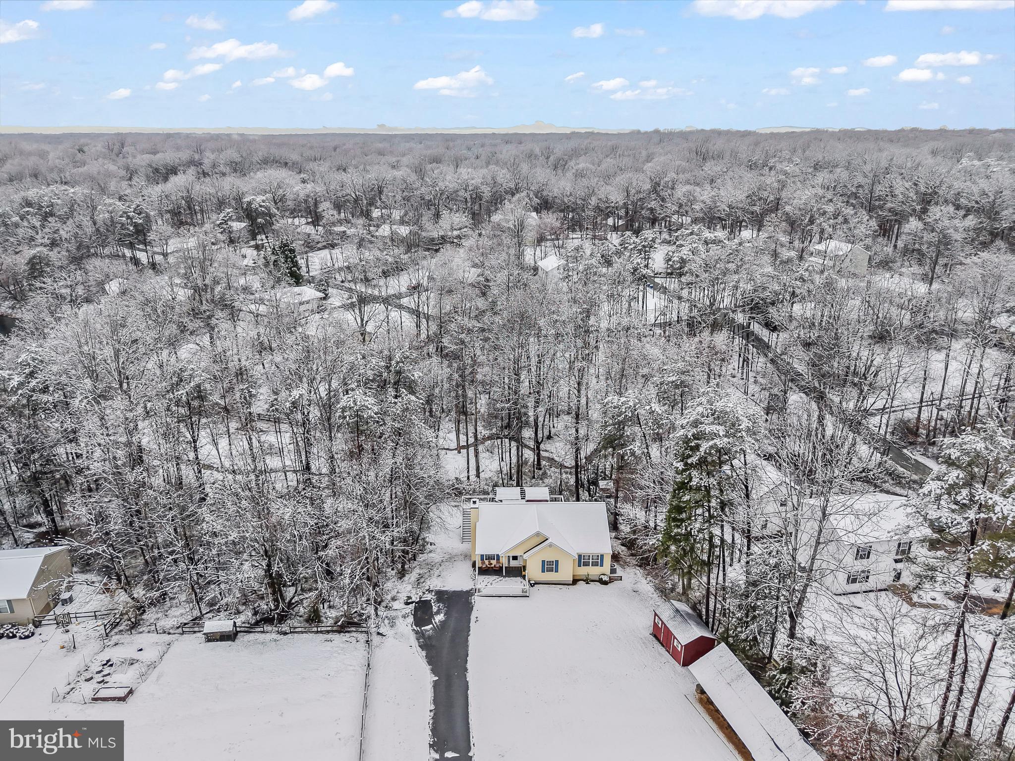 HIDDEN LAKE - Residential