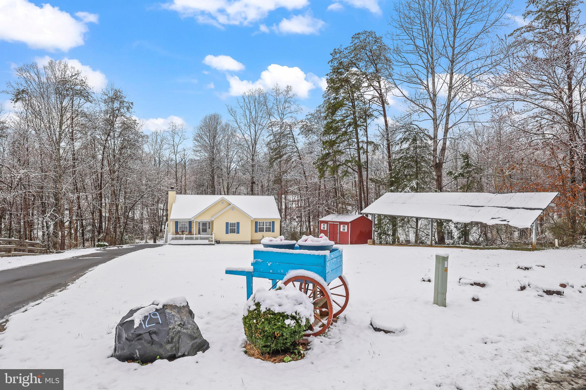 HIDDEN LAKE - Residential