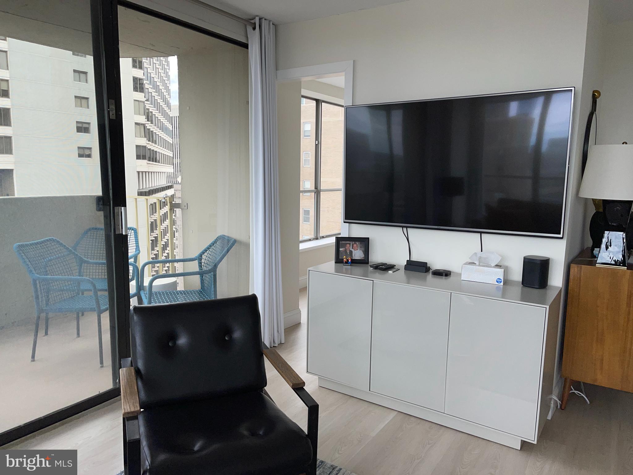 RITTENHOUSE SQUARE - Residential Lease