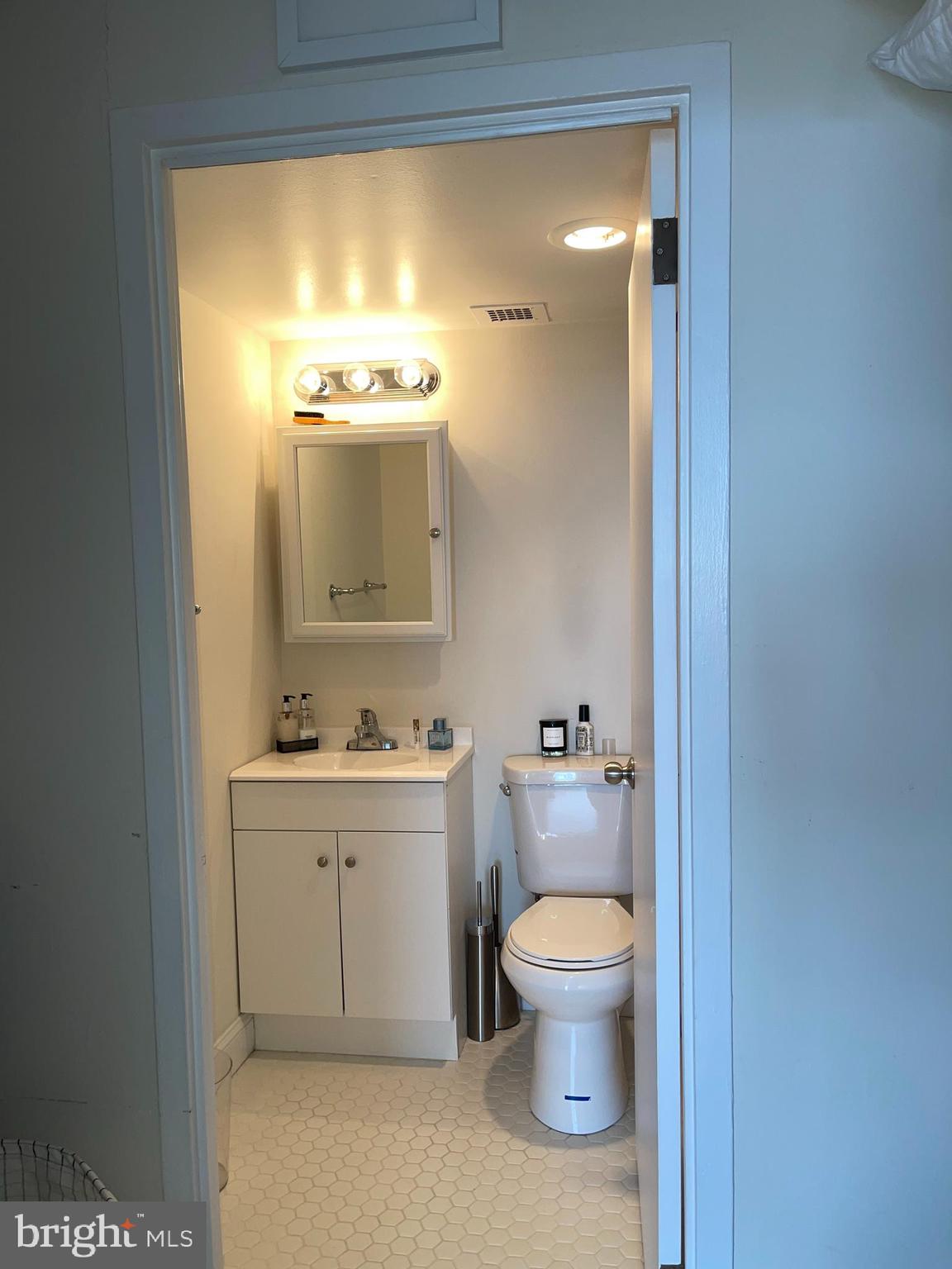 RITTENHOUSE SQUARE - Residential Lease