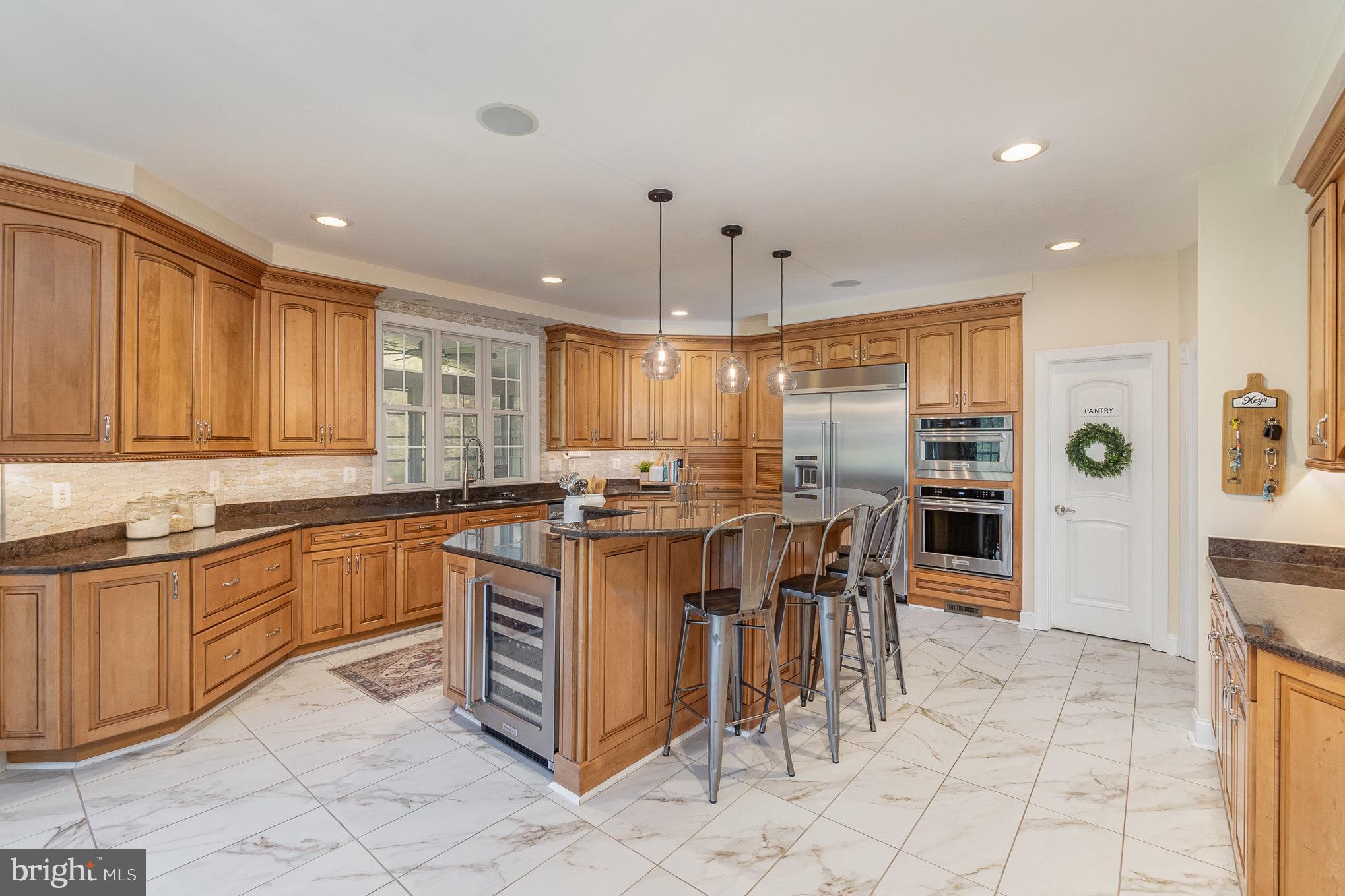 REGENTS RIDGE - Residential