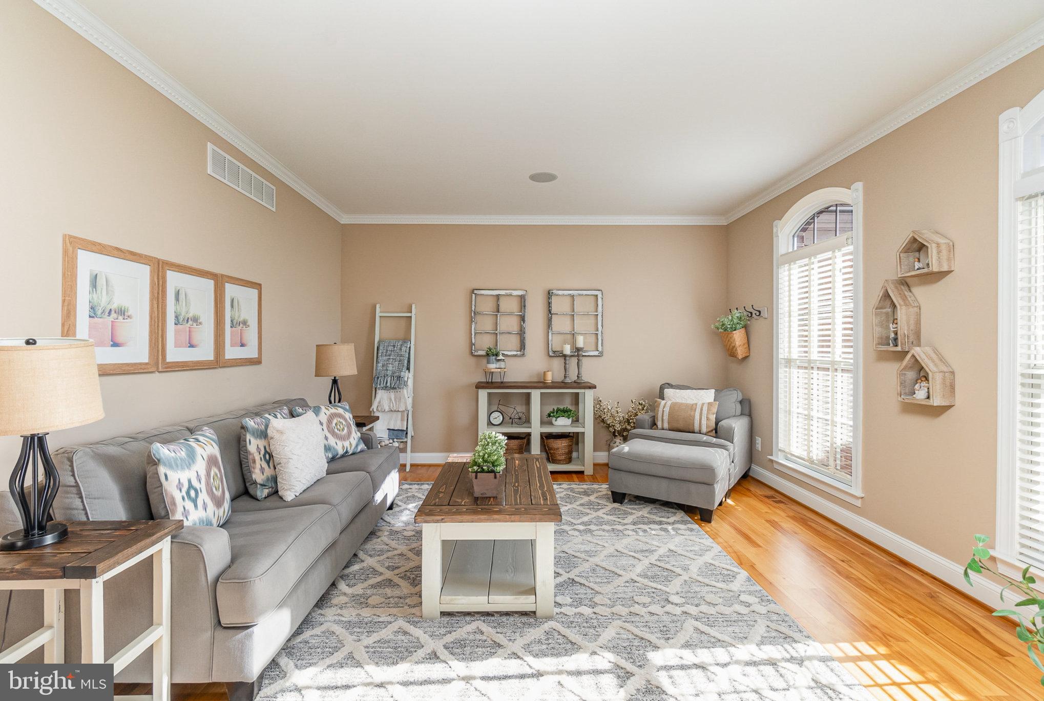 REGENTS RIDGE - Residential