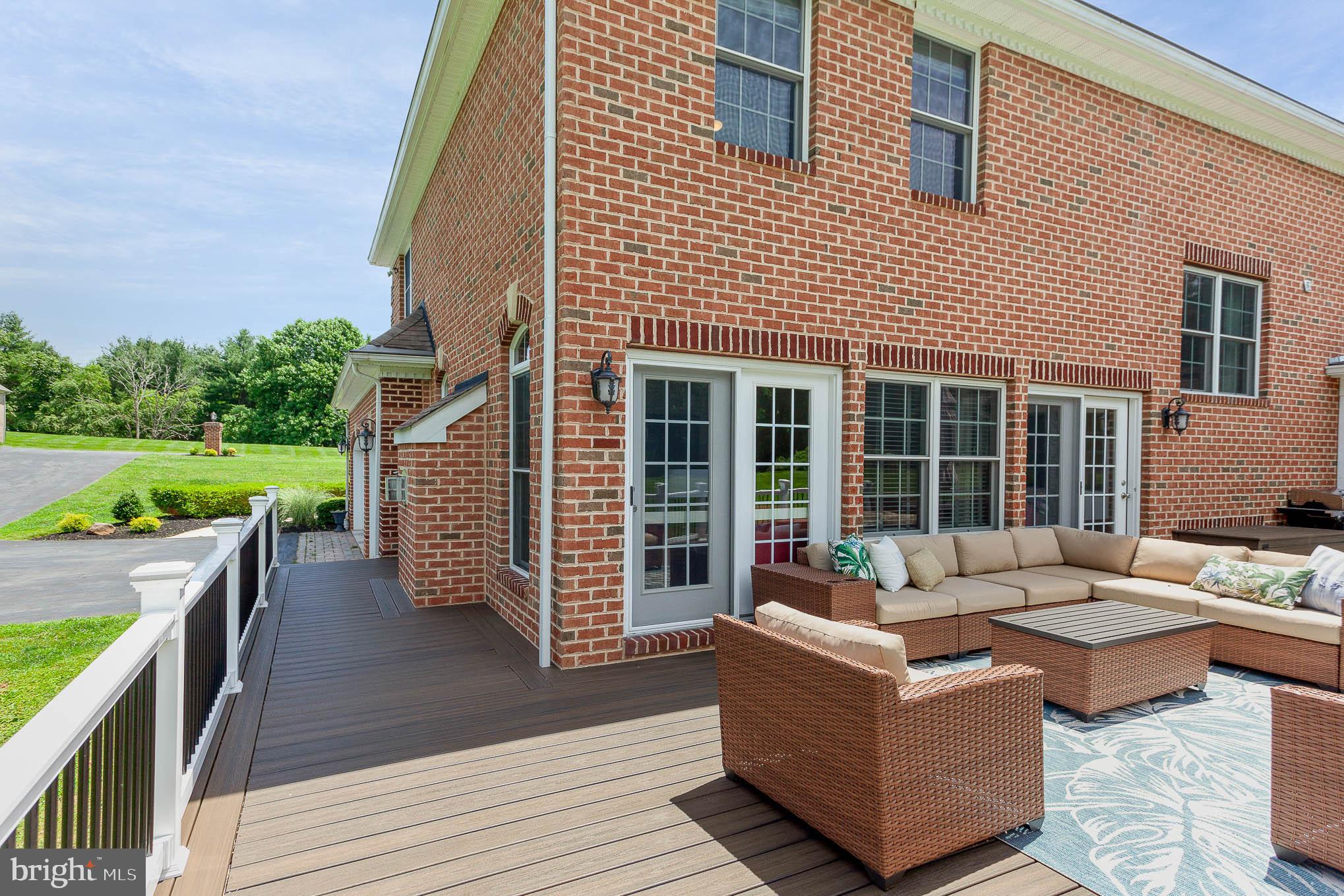 REGENTS RIDGE - Residential