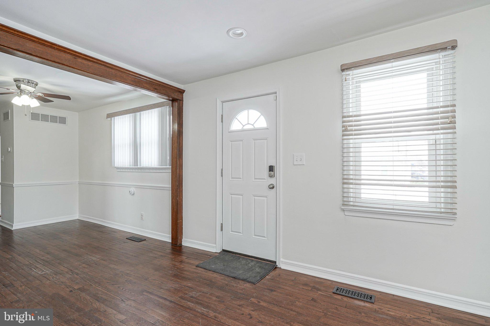20 E LANDING ROAD