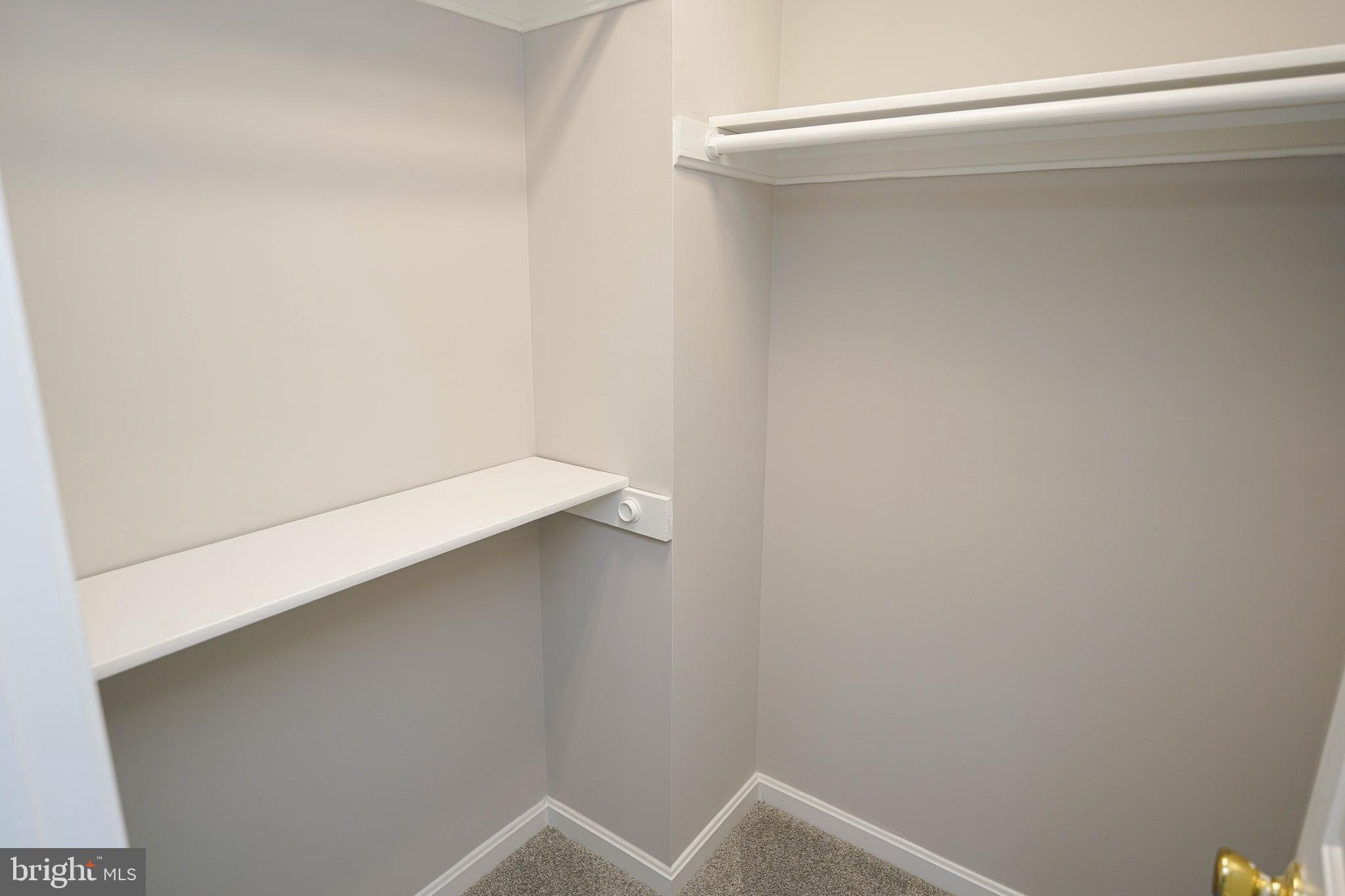 CAMDEN AVE. - Residential