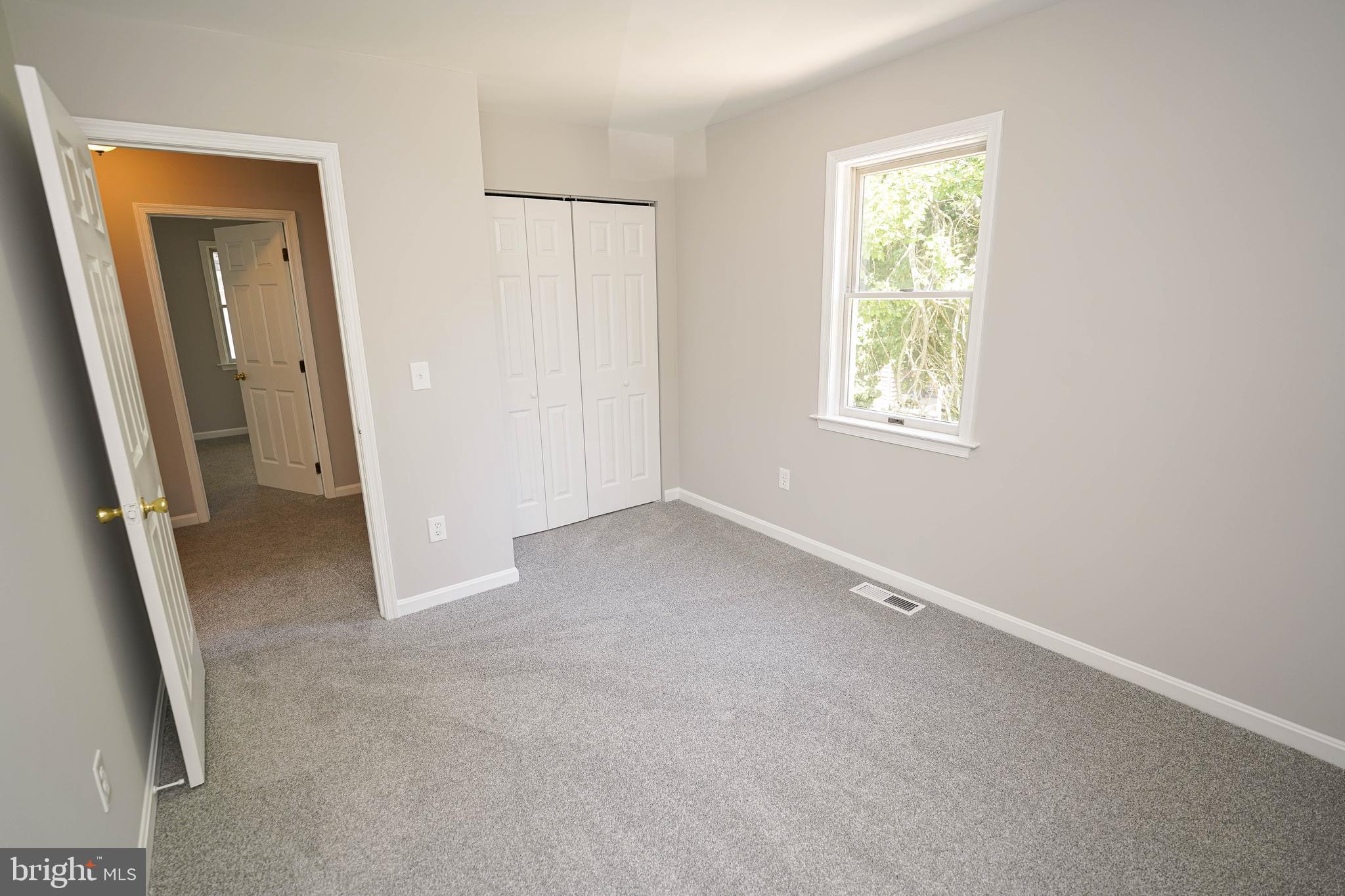 CAMDEN AVE. - Residential