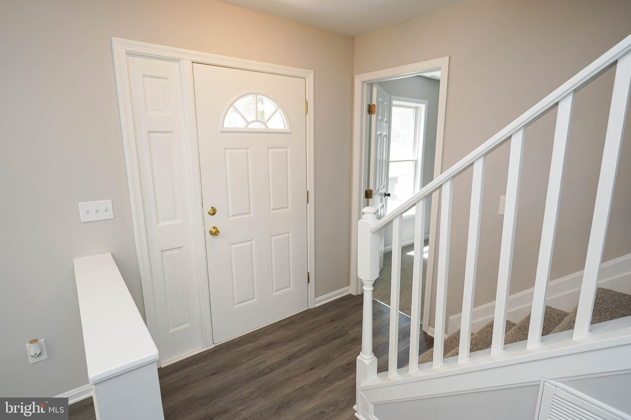 CAMDEN AVE. - Residential