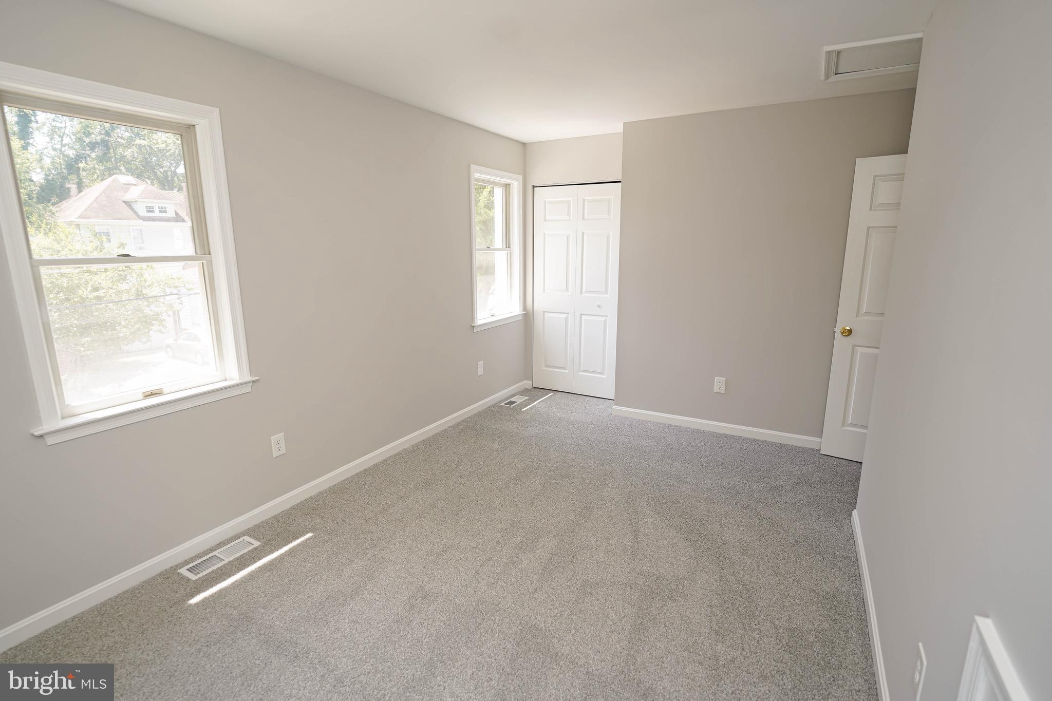 CAMDEN AVE. - Residential