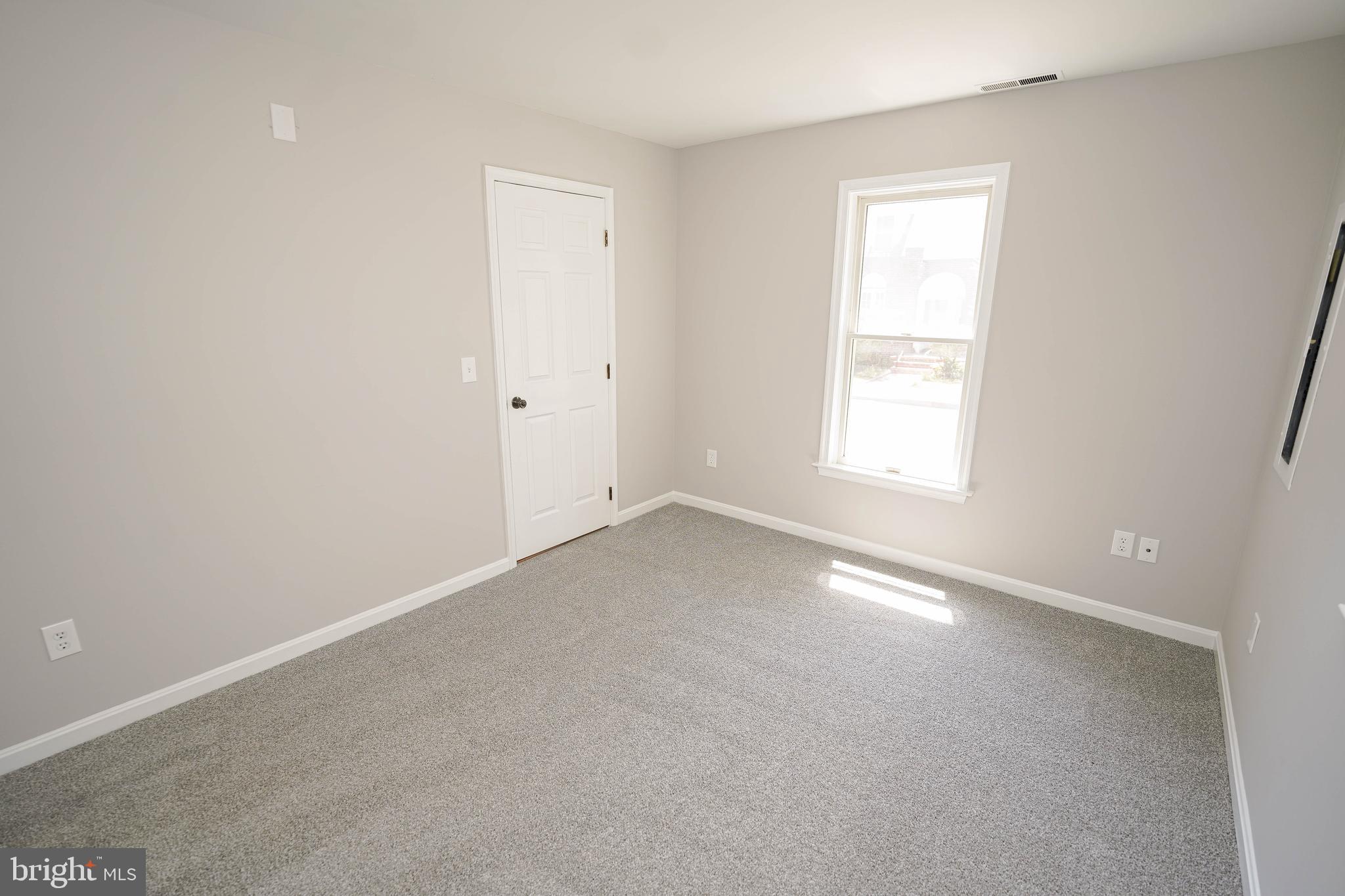 CAMDEN AVE. - Residential