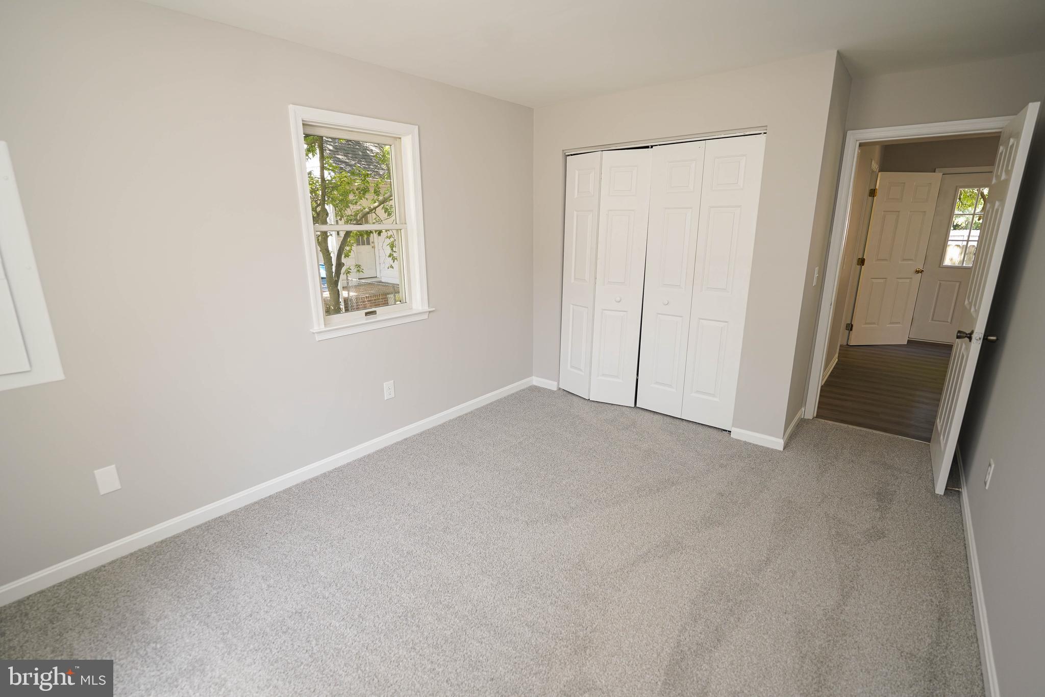 CAMDEN AVE. - Residential