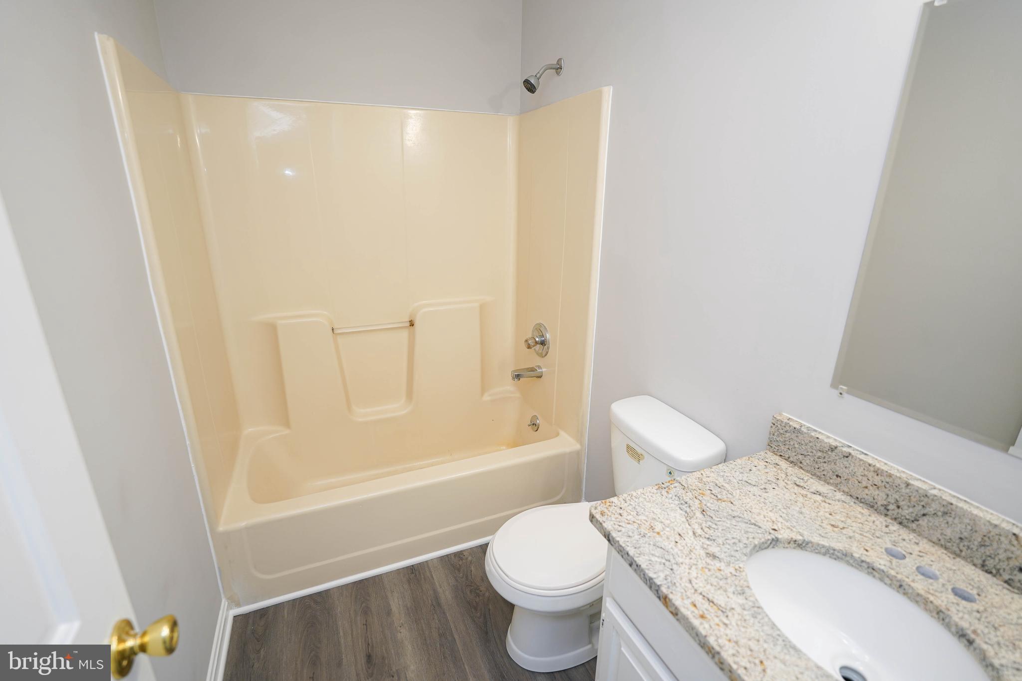 CAMDEN AVE. - Residential