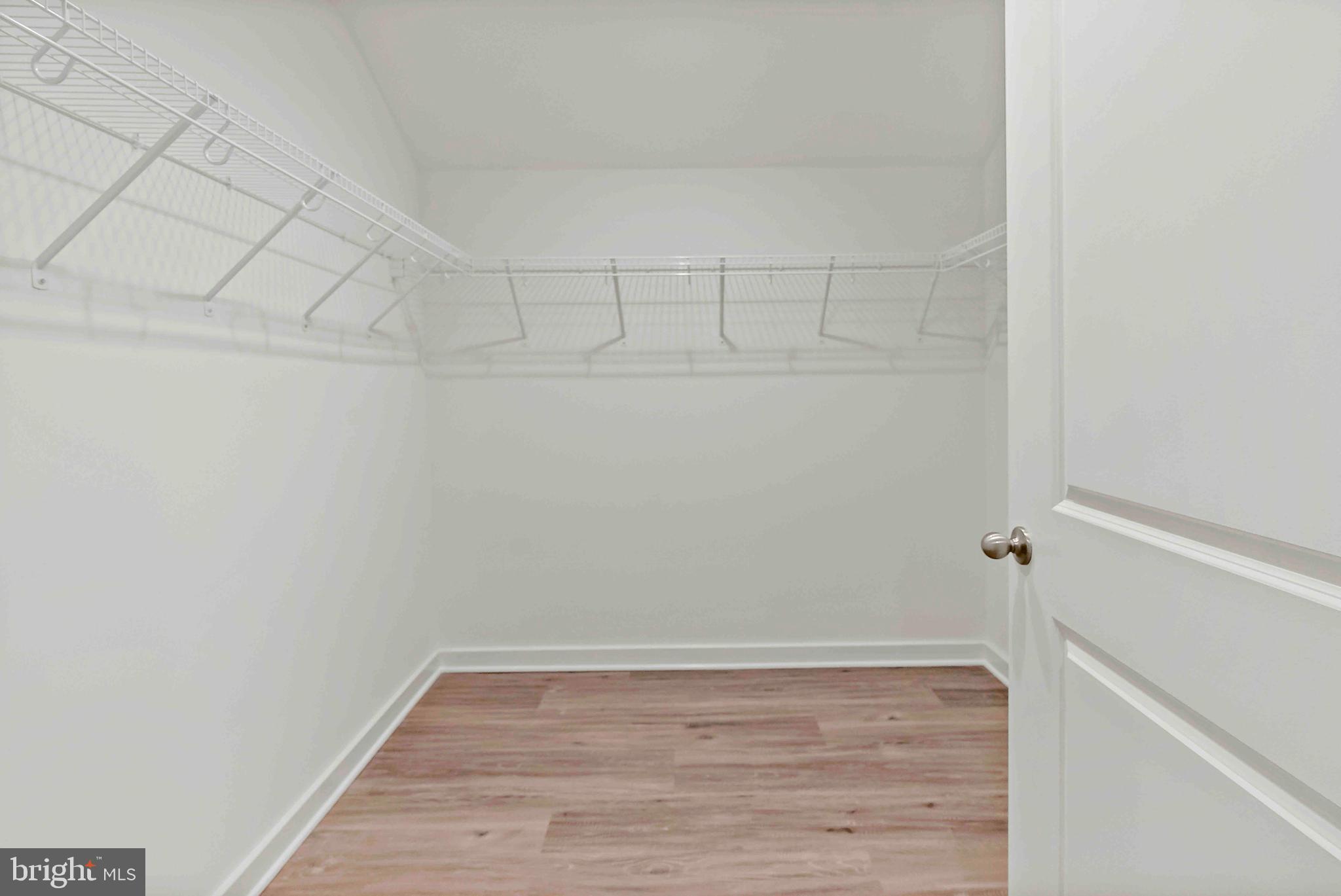 CARDINAL POINTE - Residential