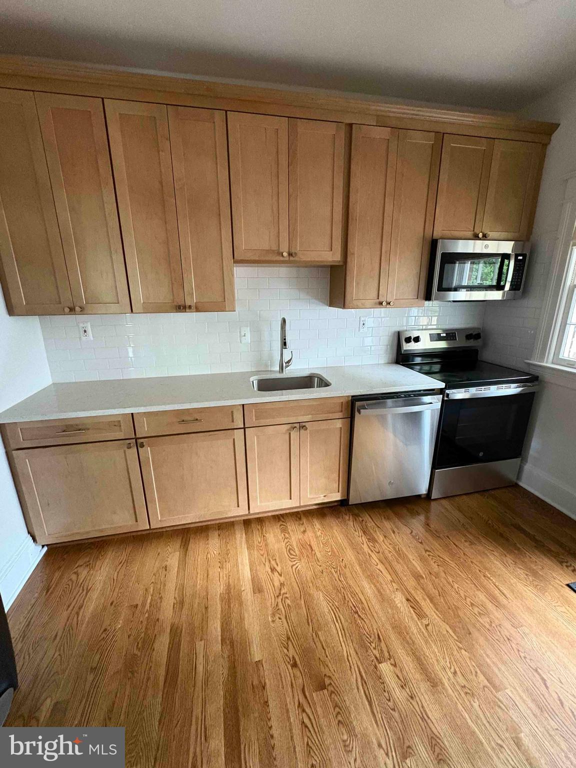 GARRETT PARK - Residential Lease