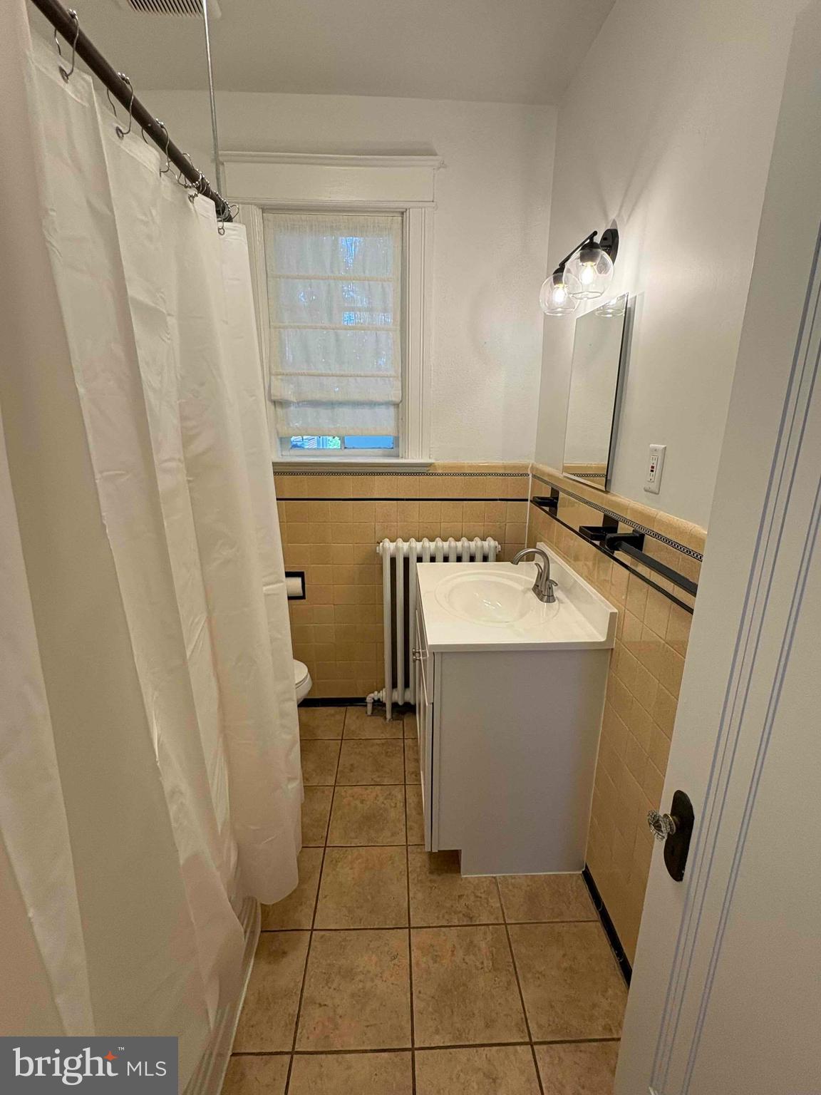 GARRETT PARK - Residential Lease