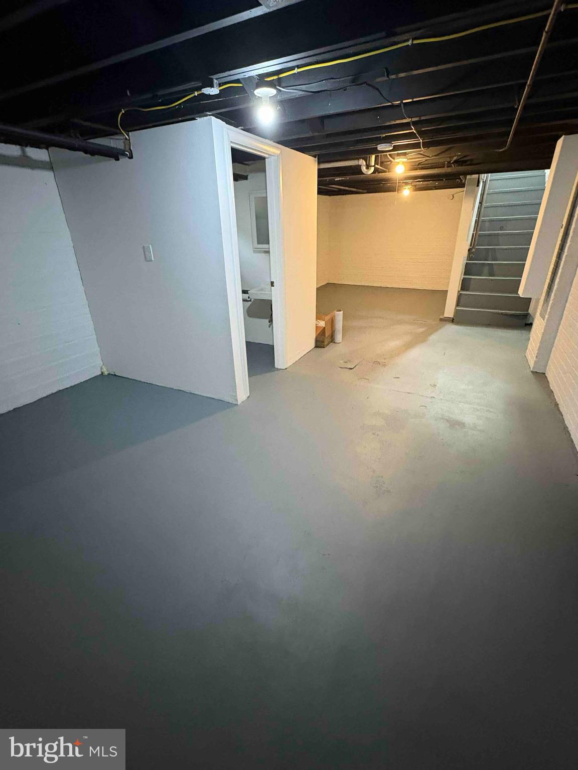 GARRETT PARK - Residential Lease