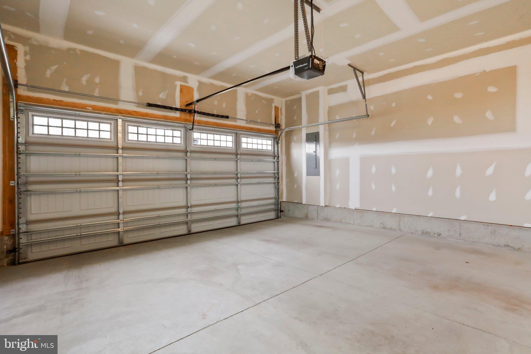 THE LAKES AT MARTINSBURG - Residential