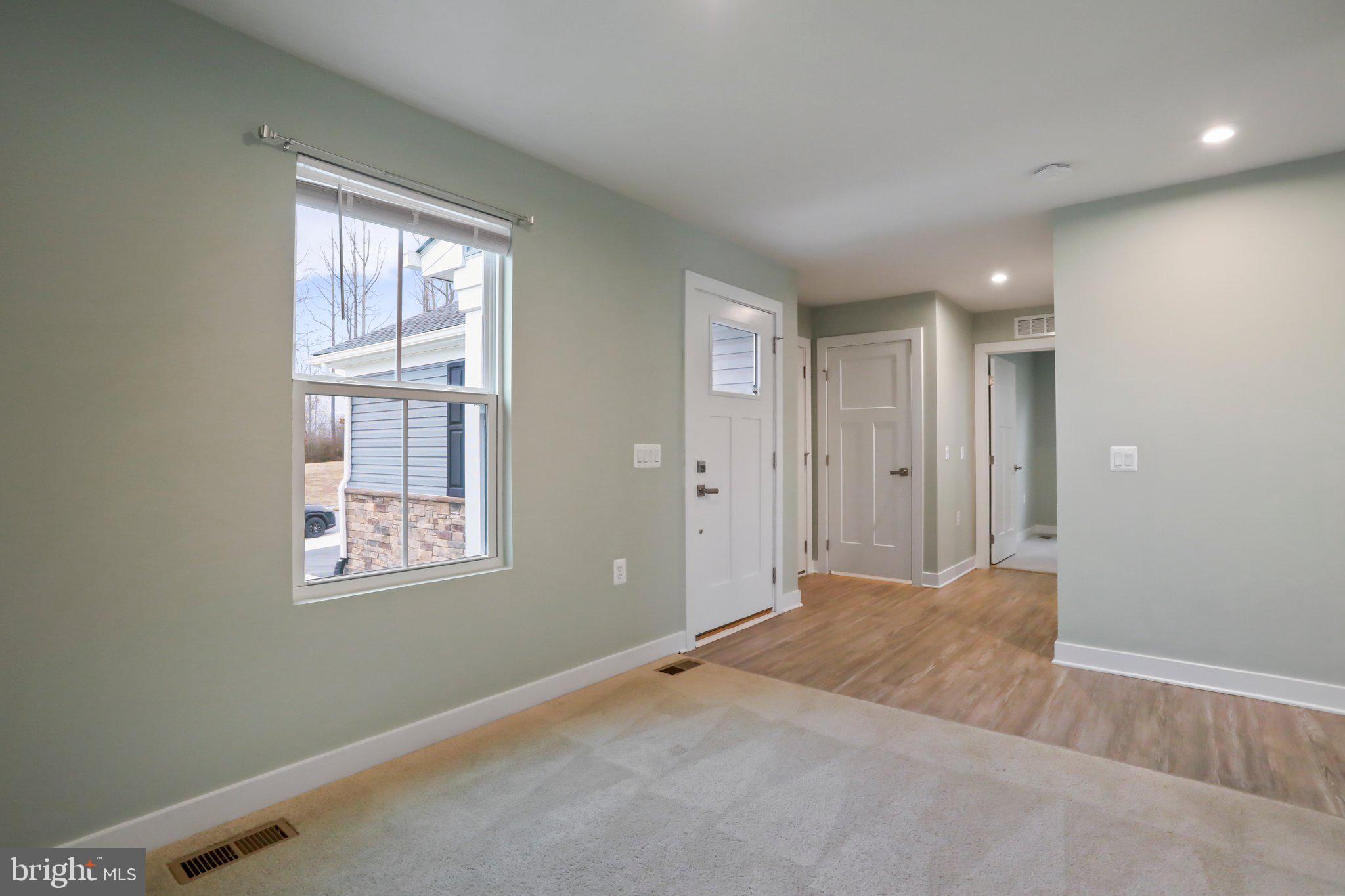 THE LAKES AT MARTINSBURG - Residential