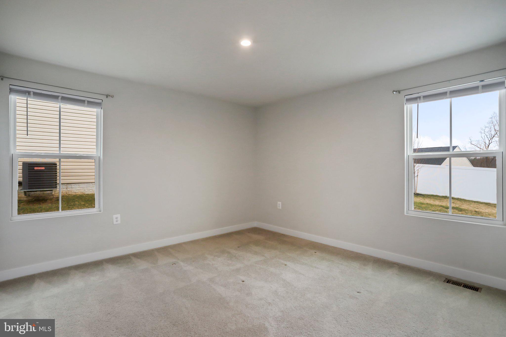 THE LAKES AT MARTINSBURG - Residential